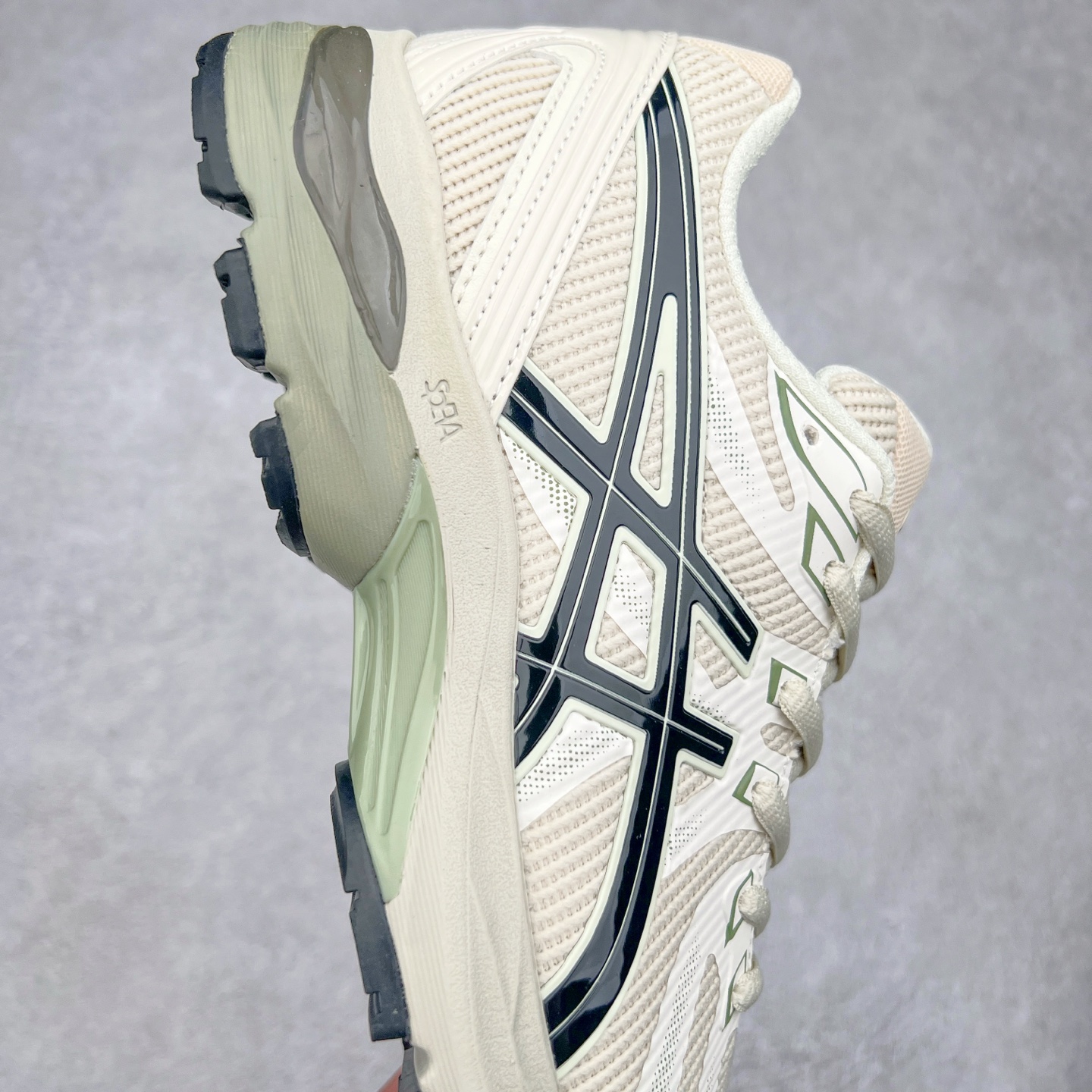 图片[6]-Asics Gel-Flux CN 亚瑟士时尚运动织物合成革减震透气低帮训练跑步鞋 全球知名运动品牌ASICS亚瑟士推出全新Gel-Flux CN是亚瑟士的一款缓冲跑鞋，其设计重在回弹性和舒适性，特殊的多重缓震结构，让鞋子充分吸收运动时的冲力，并提供优秀的回弹效果。尺码：36 37 37.5 38 39 40 40.5 41.5 42 42.5 43.5 44 44.5 45-选品中心