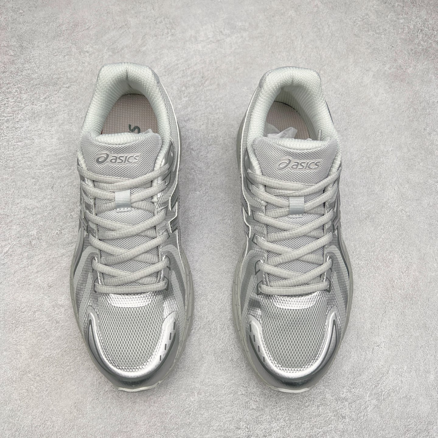 图片[2]-Asics Gel-Flux CN 亚瑟士时尚运动织物合成革减震透气低帮训练跑步鞋 全球知名运动品牌ASICS亚瑟士推出全新Gel-Flux CN是亚瑟士的一款缓冲跑鞋，其设计重在回弹性和舒适性，特殊的多重缓震结构，让鞋子充分吸收运动时的冲力，并提供优秀的回弹效果。尺码：36 37 37.5 38 39 40 40.5 41.5 42 42.5 43.5 44 44.5 45-选品中心