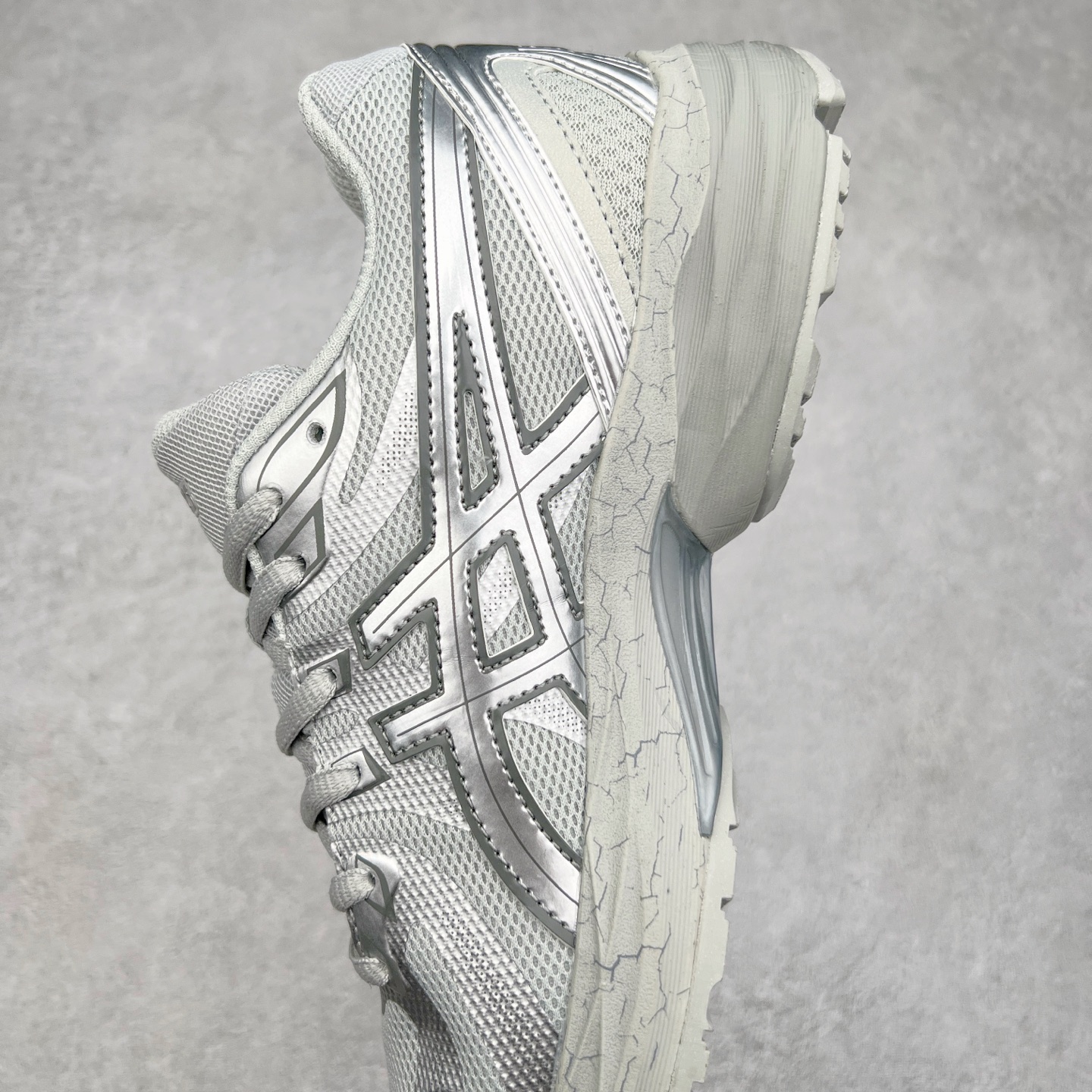 图片[7]-Asics Gel-Flux CN 亚瑟士时尚运动织物合成革减震透气低帮训练跑步鞋 全球知名运动品牌ASICS亚瑟士推出全新Gel-Flux CN是亚瑟士的一款缓冲跑鞋，其设计重在回弹性和舒适性，特殊的多重缓震结构，让鞋子充分吸收运动时的冲力，并提供优秀的回弹效果。尺码：36 37 37.5 38 39 40 40.5 41.5 42 42.5 43.5 44 44.5 45-选品中心