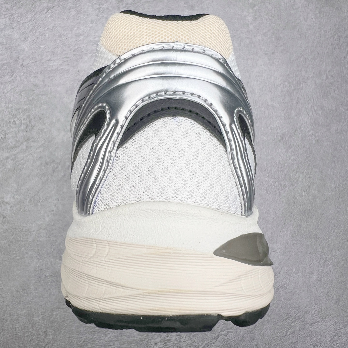 图片[8]-Asics Gel-Flux CN 亚瑟士时尚运动织物合成革减震透气低帮训练跑步鞋 全球知名运动品牌ASICS亚瑟士推出全新Gel-Flux CN是亚瑟士的一款缓冲跑鞋，其设计重在回弹性和舒适性，特殊的多重缓震结构，让鞋子充分吸收运动时的冲力，并提供优秀的回弹效果。尺码：36 37 37.5 38 39 40 40.5 41.5 42 42.5 43.5 44 44.5 45-选品中心