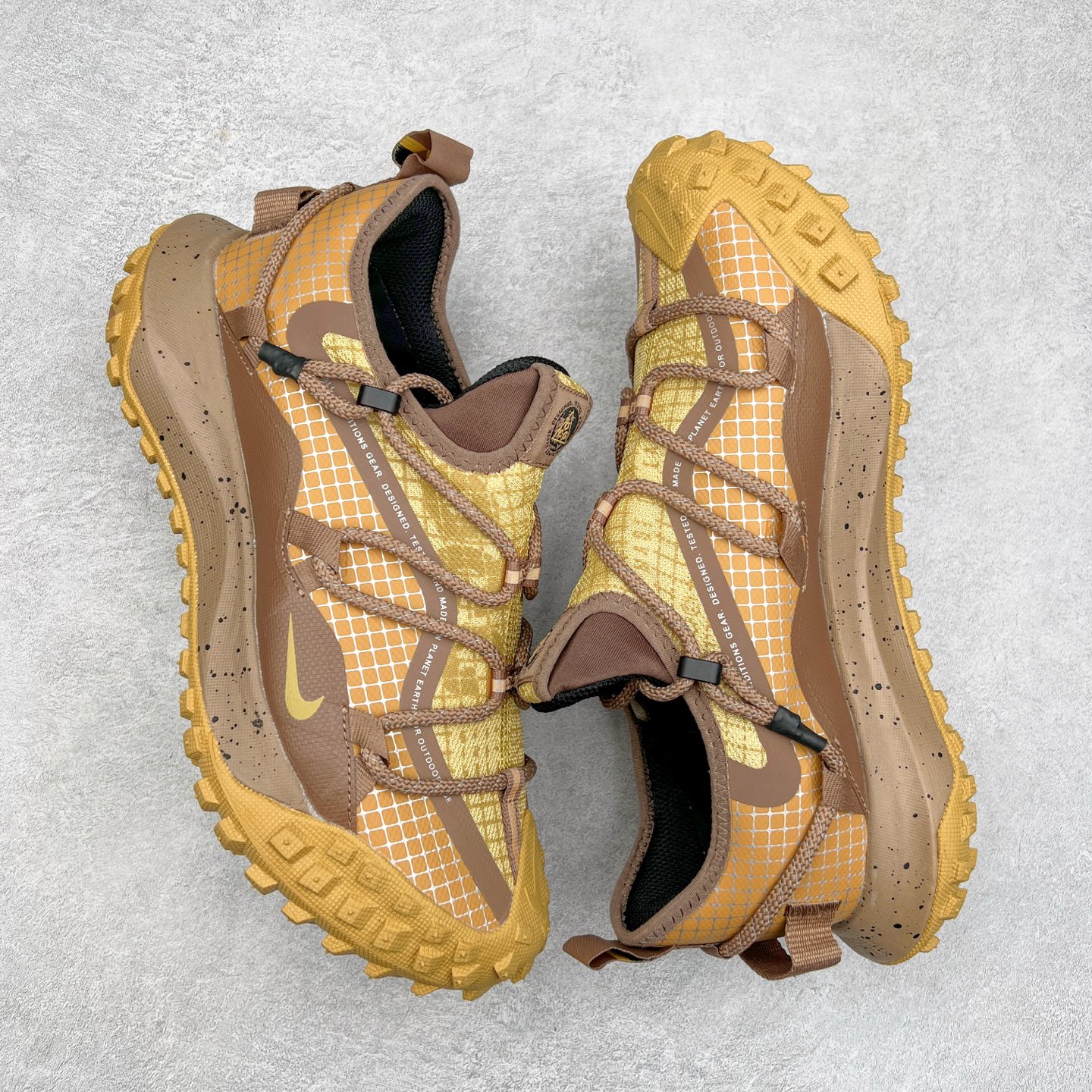 图片[3]-＃纯原福利 NK ACG Mountain Fly SE 复古潮流户外登山鞋防水慢跑鞋 全新来袭 该款沿袭前代高帮版型的设计传统 轻盈鞋面结合灵巧的脚踝包裹设计 为双足打造出一体化的舒适脚感 助力轻松畅行 中底融入柔软的React泡棉与Vaporfiy 科技 让你在岩石小径徒步时也像行走在都市般轻松舒适 粘性橡胶大底铸就了攀岩级别的出众抓地力 助你从容面对各种环境挑战 尺码：36 36.5 37.5 38 38.5 39 40 40.5 41 42 42.5 43 44 44.5 45 46-选品中心