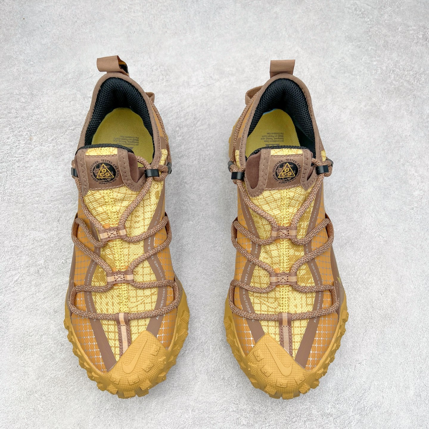 图片[2]-＃纯原福利 NK ACG Mountain Fly SE 复古潮流户外登山鞋防水慢跑鞋 全新来袭 该款沿袭前代高帮版型的设计传统 轻盈鞋面结合灵巧的脚踝包裹设计 为双足打造出一体化的舒适脚感 助力轻松畅行 中底融入柔软的React泡棉与Vaporfiy 科技 让你在岩石小径徒步时也像行走在都市般轻松舒适 粘性橡胶大底铸就了攀岩级别的出众抓地力 助你从容面对各种环境挑战 尺码：36 36.5 37.5 38 38.5 39 40 40.5 41 42 42.5 43 44 44.5 45 46-选品中心