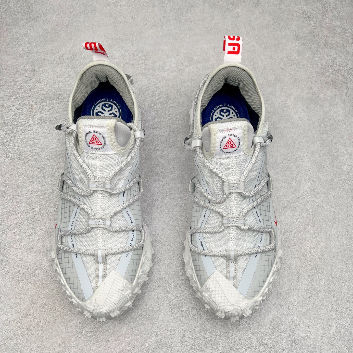 图片[2]-＃纯原福利 NK ACG Mountain Fly SE 复古潮流户外登山鞋防水慢跑鞋 全新来袭 该款沿袭前代高帮版型的设计传统 轻盈鞋面结合灵巧的脚踝包裹设计 为双足打造出一体化的舒适脚感 助力轻松畅行 中底融入柔软的React泡棉与Vaporfiy 科技 让你在岩石小径徒步时也像行走在都市般轻松舒适 粘性橡胶大底铸就了攀岩级别的出众抓地力 助你从容面对各种环境挑战 尺码：36 36.5 37.5 38 38.5 39 40 40.5 41 42 42.5 43 44 44.5 45 46-选品中心