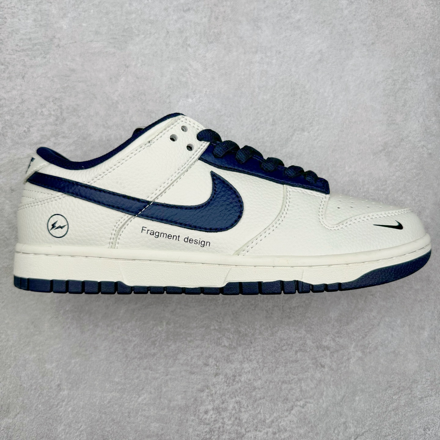 NK Dunk Low 定制配色 DF7519-833 大厂出品 极力推荐 原装头层材料 独家版型蒸餾加工帶來的是更好的视觉和脚感体验大厂纯原品质出货 清洁度 电绣工艺 皮料切割干净无任何毛边 细节完美 尺码:36 36.5 37.5 38 38.5 39 40 40.5 41 42 42.5 43 44 44.5 45-选品中心