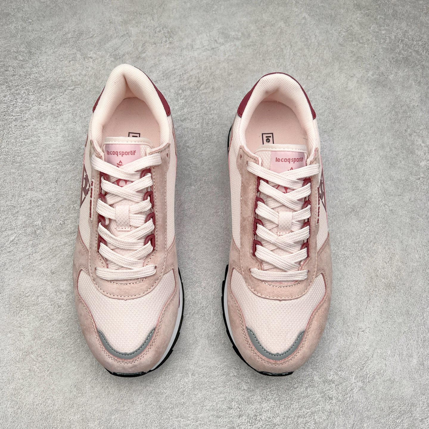 图片[2]-Le Coq Sportif🔺法国公鸡蒙贝利尔经典运动休闲鞋 选用牛皮革面料 搭配反绒皮装饰 高弹性的泡棉中底带来完美的穿着体验 尺码：36 37 38 39 40 41 42 43 44 45-选品中心