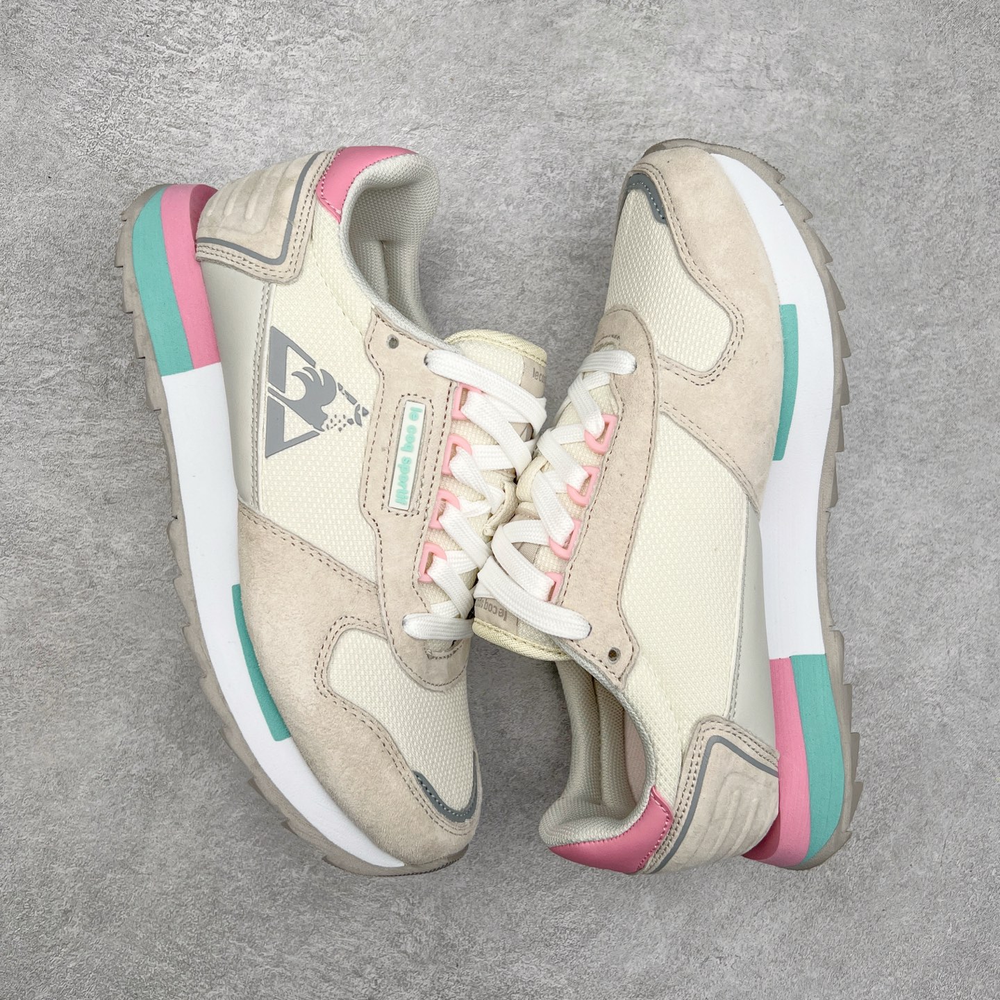 图片[3]-Le Coq Sportif🔺法国公鸡蒙贝利尔经典运动休闲鞋 选用牛皮革面料 搭配反绒皮装饰 高弹性的泡棉中底带来完美的穿着体验 尺码：36 37 38 39 40 41 42 43 44 45-选品中心