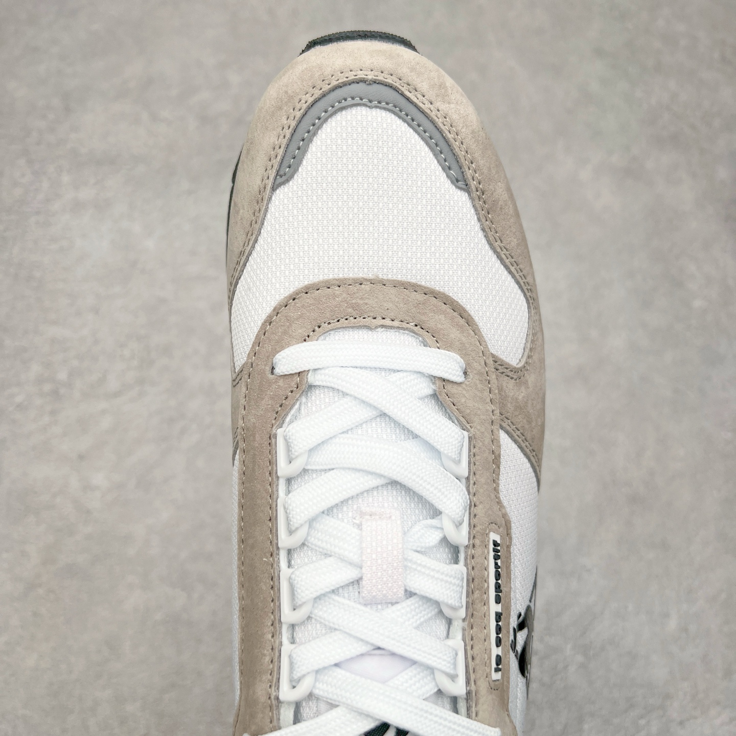 图片[4]-Le Coq Sportif🔺法国公鸡蒙贝利尔经典运动休闲鞋 选用牛皮革面料 搭配反绒皮装饰 高弹性的泡棉中底带来完美的穿着体验 尺码：36 37 38 39 40 41 42 43 44 45-选品中心