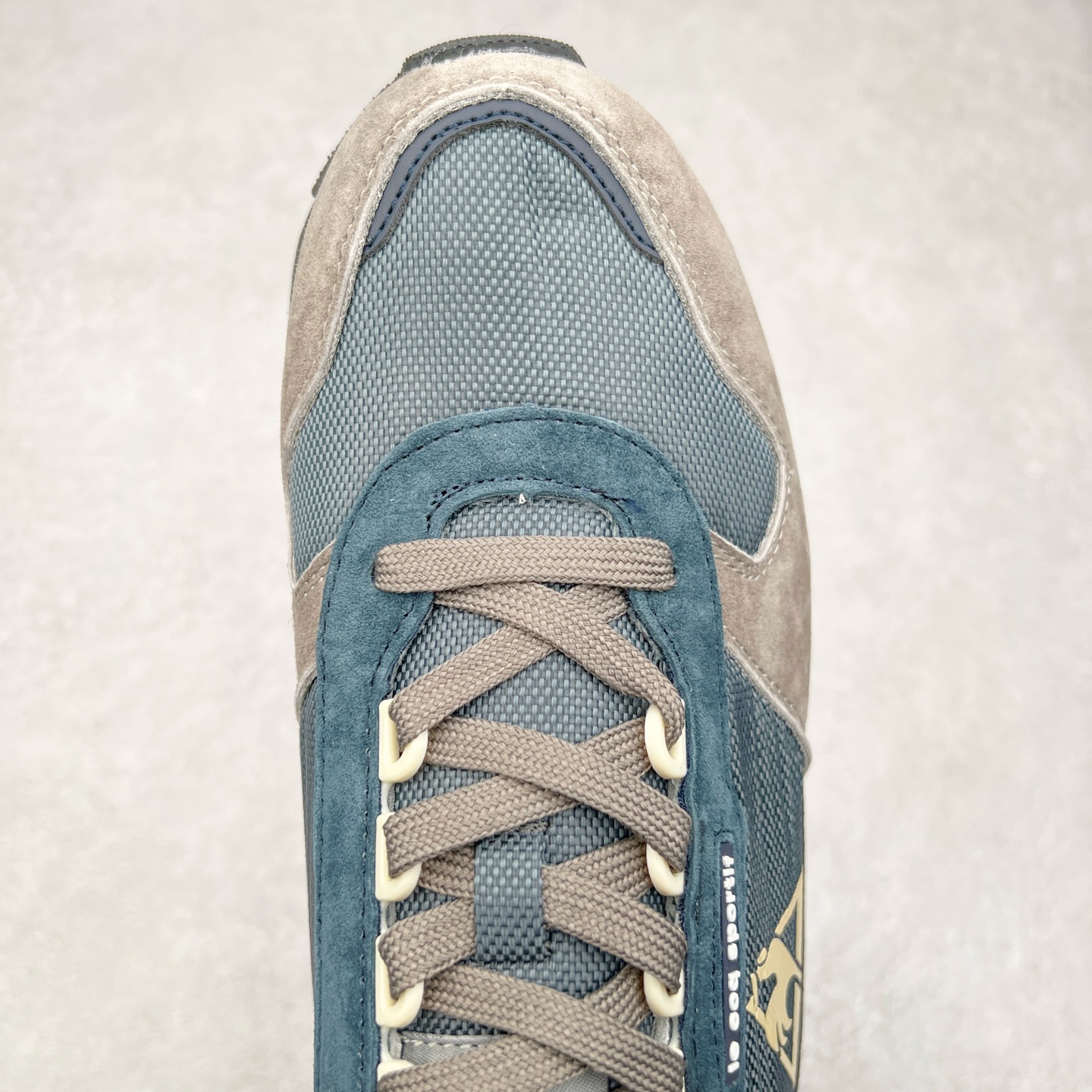 图片[4]-Le Coq Sportif🔺法国公鸡蒙贝利尔经典运动休闲鞋 选用牛皮革面料 搭配反绒皮装饰 高弹性的泡棉中底带来完美的穿着体验 尺码：36 37 38 39 40 41 42 43 44 45-选品中心