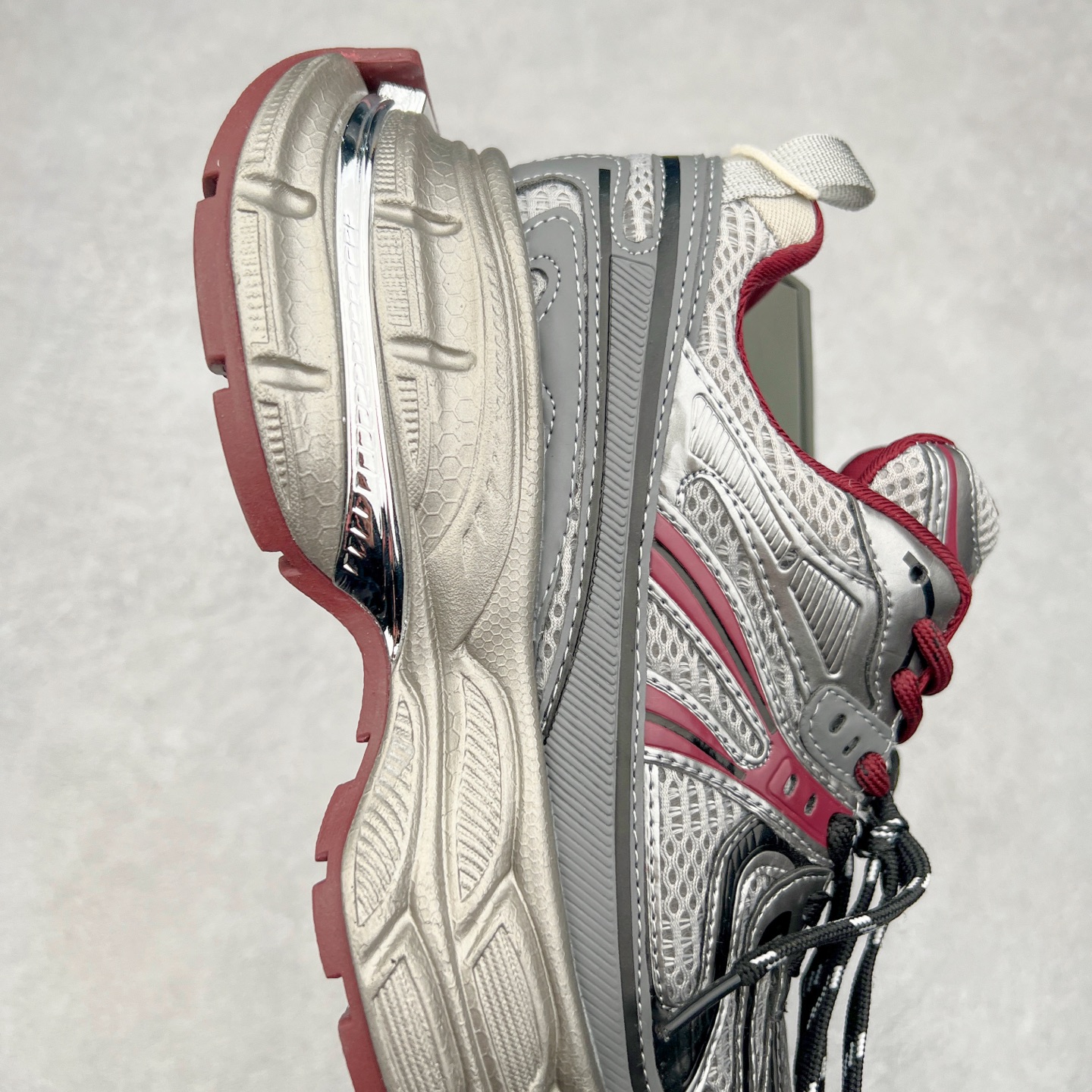 图片[6]-GG-CC Chunky Low白鹿同款独星球 2024新款GGCC低帮复古厚底增高老爹鞋 时髦look轻松定格 不费力展现率性氛围 原版正确大底 高档银盒 酷帅机能风不规则设计大底 8CM 增高厚底 大长腿既视感轻松拿捏 货号：G24X9833 尺码：35 36 37 38 39 40-选品中心