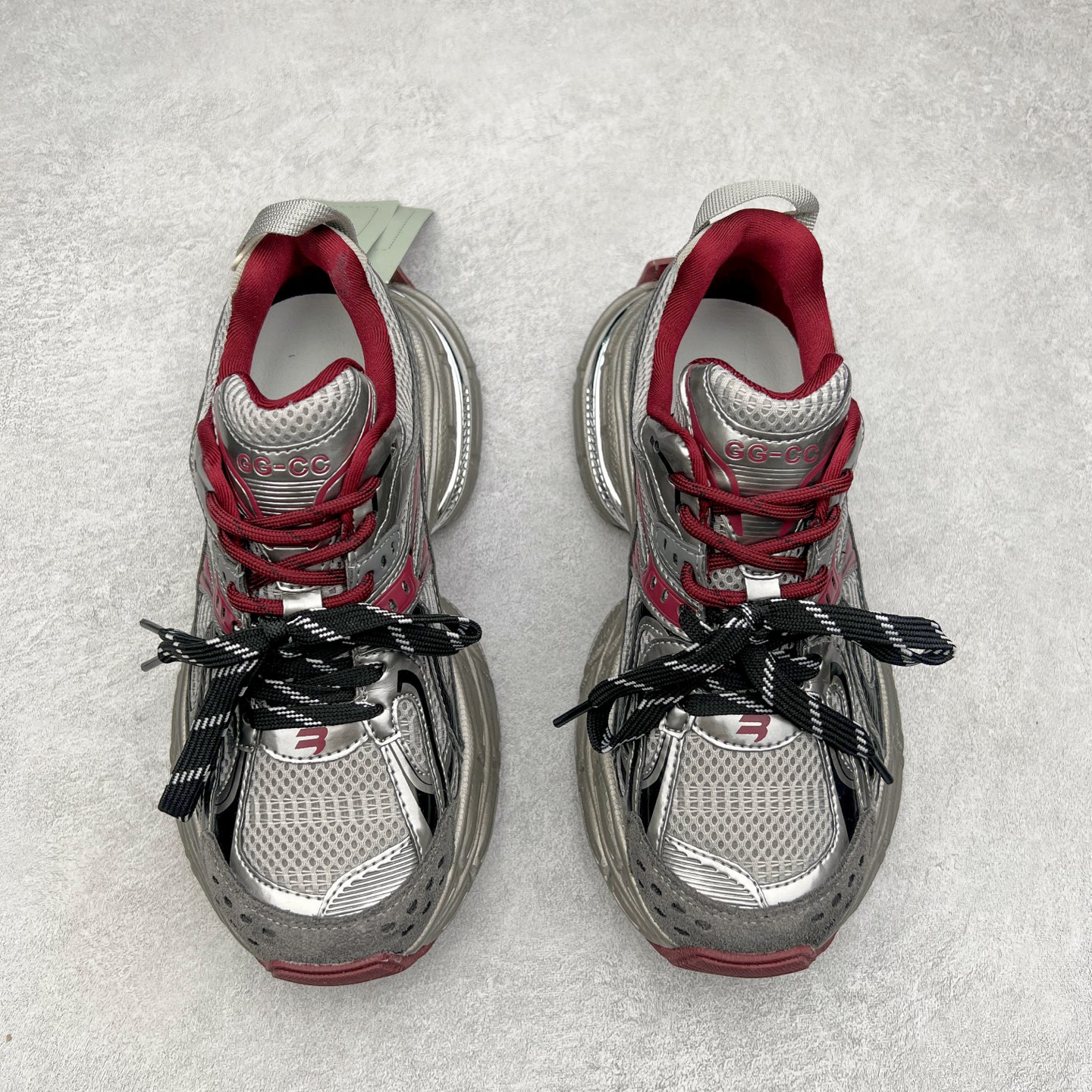 图片[2]-GG-CC Chunky Low白鹿同款独星球 2024新款GGCC低帮复古厚底增高老爹鞋 时髦look轻松定格 不费力展现率性氛围 原版正确大底 高档银盒 酷帅机能风不规则设计大底 8CM 增高厚底 大长腿既视感轻松拿捏 货号：G24X9833 尺码：35 36 37 38 39 40-选品中心