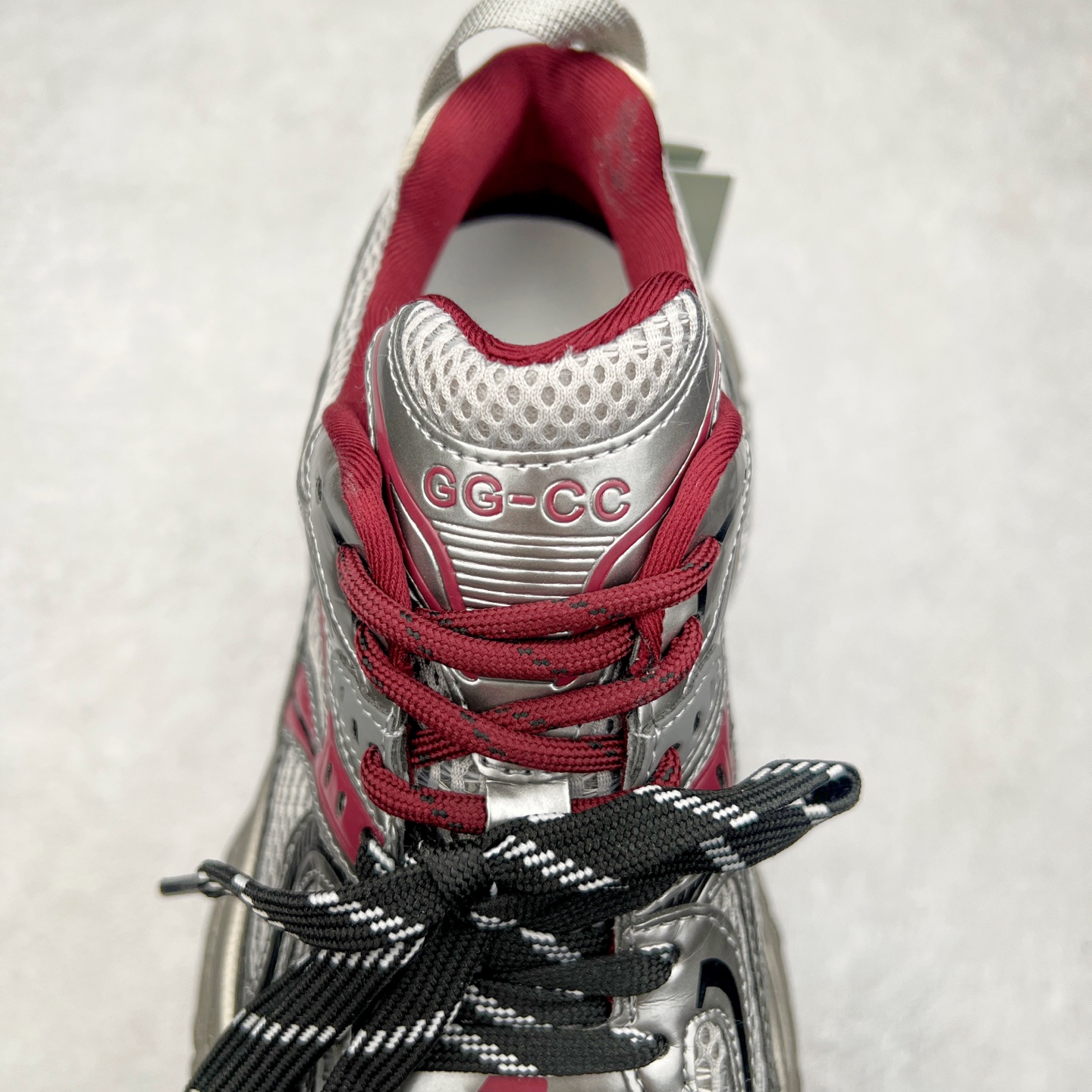 图片[5]-GG-CC Chunky Low白鹿同款独星球 2024新款GGCC低帮复古厚底增高老爹鞋 时髦look轻松定格 不费力展现率性氛围 原版正确大底 高档银盒 酷帅机能风不规则设计大底 8CM 增高厚底 大长腿既视感轻松拿捏 货号：G24X9833 尺码：35 36 37 38 39 40-选品中心