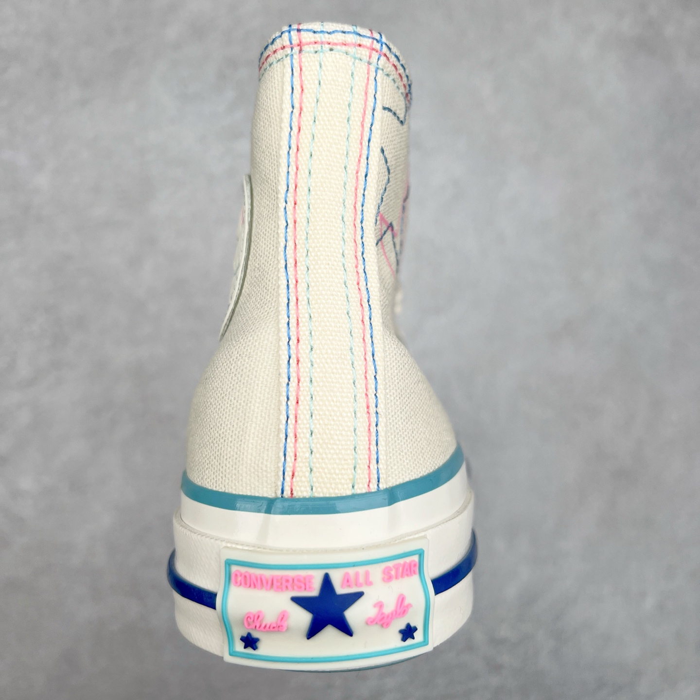 图片[8]-春夏新款只为你″星\\\”动鸳鸯鞋 Converse Chuck 1970s 五星缝线白粉蓝鸳鸯 五星图案 风格清新 鞋身星星图案一边白色帆布粉围条 一边白色帆布蓝围条 轻松吸睛 货号：A15744C 尺码：35 36 36.5 37 37.5 38 39 39.5 40 41 41.5 42 42.5 43 44-选品中心