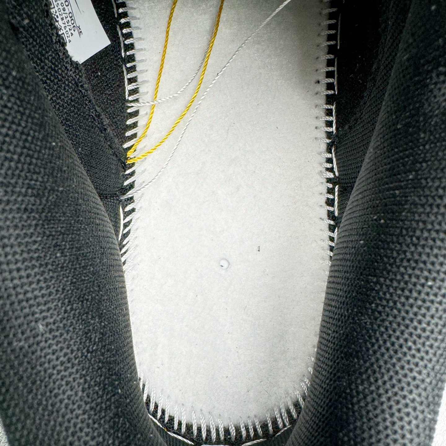 图片[10]-＃YC纯原 NK Dunk Low 蛇年限定 巳蛇 GB1220-006 定制系列天花板 无原鞋不开发 全系列得物原鞋一比一校对开发 配色持续更新中 终端对接 优势输出 全套原厂楦头原纸板数据档案倾力打造 原汁原味莞产 极致还原 圈内最强针车工艺 高端零售指定版 广东原厂配套原盒原标 鞋盒分三个尺码段 原厂冲刀 超高清洁度 全鞋零毛边皮料切割 采用原厂百宏鞋带以及原厂百宏织唛舌标 内标可供原厂几率过验 进口原装条纹中底布 四线拉帮白色点胶 原厂拉帮手法遵循公司 原厂电绣 极致还原 尺码：36 36.5 37.5 38 38.5 39 40 40.5 41 42 42.5 43 44 44.5 45 46-选品中心