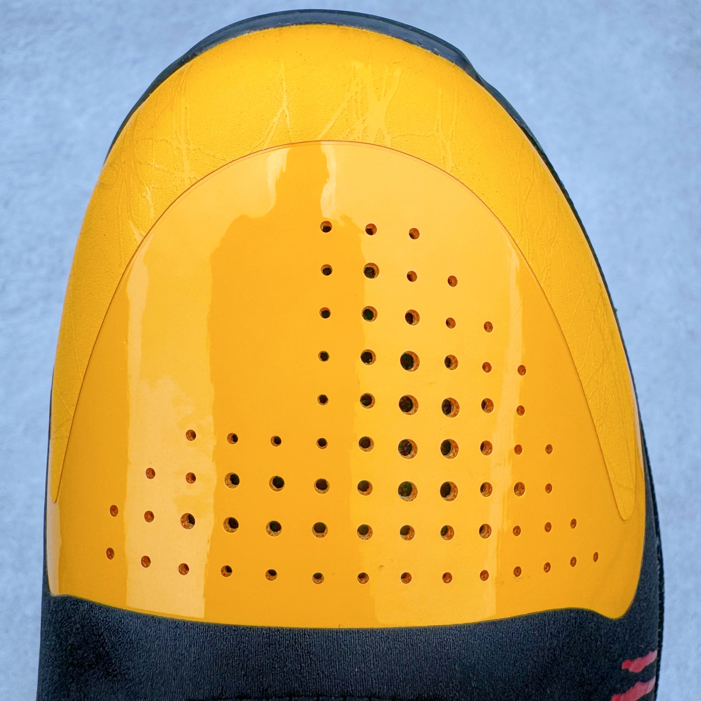 图片[14]-＃Star NK Zoom Kobe \\\”Bruce Lee\\\” 科比5代 李小龙黑黄 CD4991-700 圈内顶级批次 完美复刻公司货 前掌超大Zoom Turbo气垫 后掌EVA缓震 真正的原汁原味 还原ZP脚感 全身鞋材卡料色独家定制 唯一正确喷漆工艺Swoosh 正确凹凸蛇鳞工艺 正确鞋面渐变效果 内全置真动飞态线 独立原厂模具 最大尺码达到49.5码 首批不拼图大几率过验 亲测已过 支持各种高强度实战 无需担心 上脚价 补货周期极长 脚宽建议买大半码 科比系列前掌偏窄 不影响二次销售 支持七天无理由退换 尺码：40 40.5 41 42 42.5 43 44 44.5 45 45.5 46 47.5 48.5-选品中心