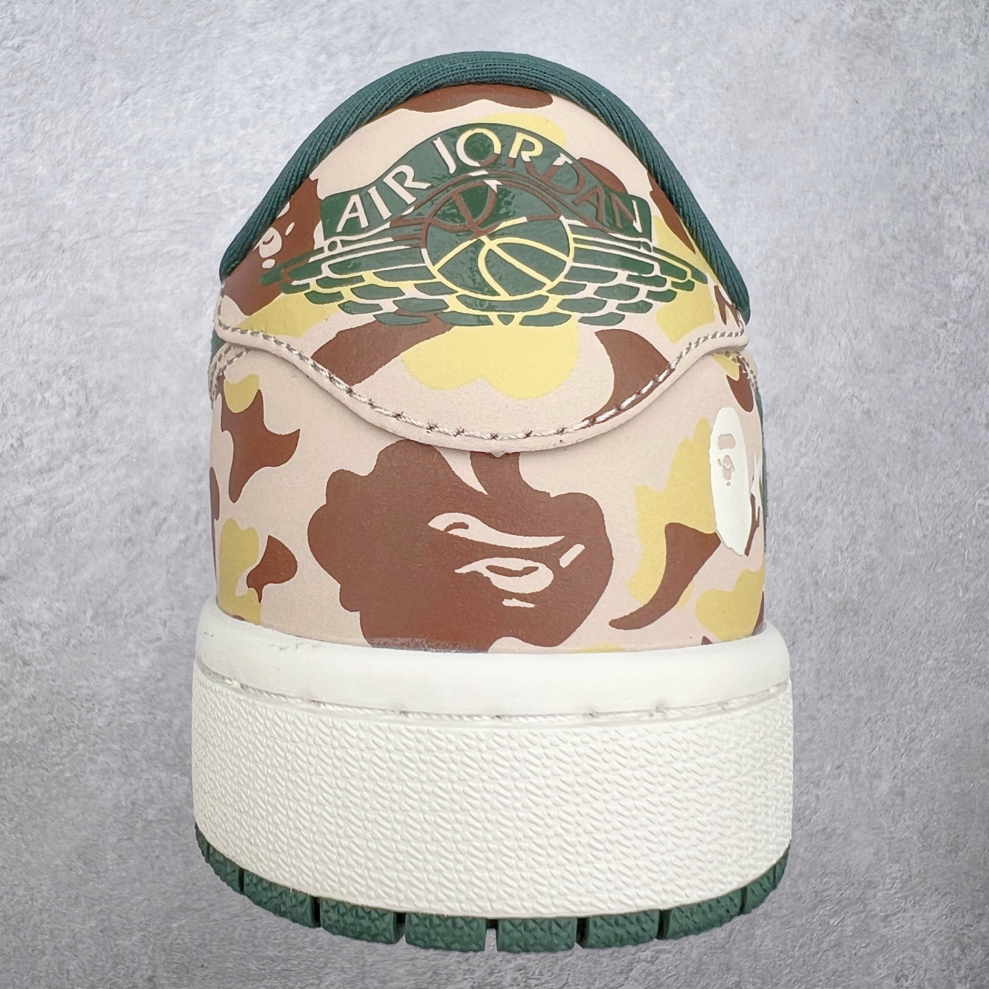 图片[8]-TS x Air Jordan AJ1 Low 倒钩低帮联名定制配色 SJ9950-017 原厂内置气垫魔块 A模大底 头层小牛皮 鞋舌AJ原厂专用牛津布+AJ专用反口珍珠布+原厂无杂质高弹内里海棉+特殊封边弹力鞋带 尺码：36 36.5 37.5 38 38.5 39 40 40.5 41 42 42.5 43 44 44.5 45 46 47.5-选品中心