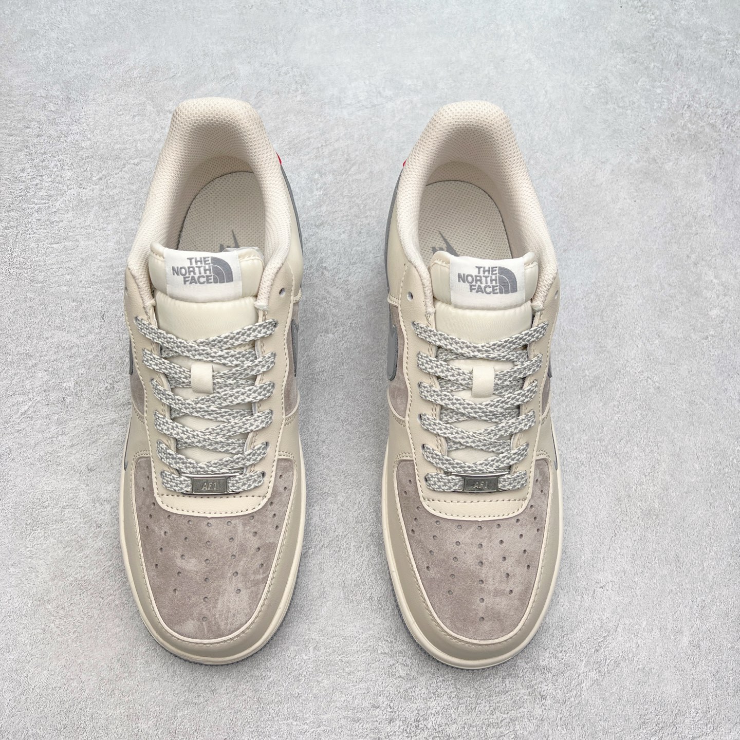 图片[2]-NK Air Force 1´07 Low 空军一号低帮百搭休闲运动板鞋 XZ6188-649 柔软、弹性十足的缓震性能和出色的中底设计 横跨复古与现代的外型结合 造就出风靡全球 三十多年的Force 1 直到今天还深受青睐 尺码：36 36.5 37.5 38 38.5 39 40 40.5 41 42 42.5 43 44 44.5 45-选品中心