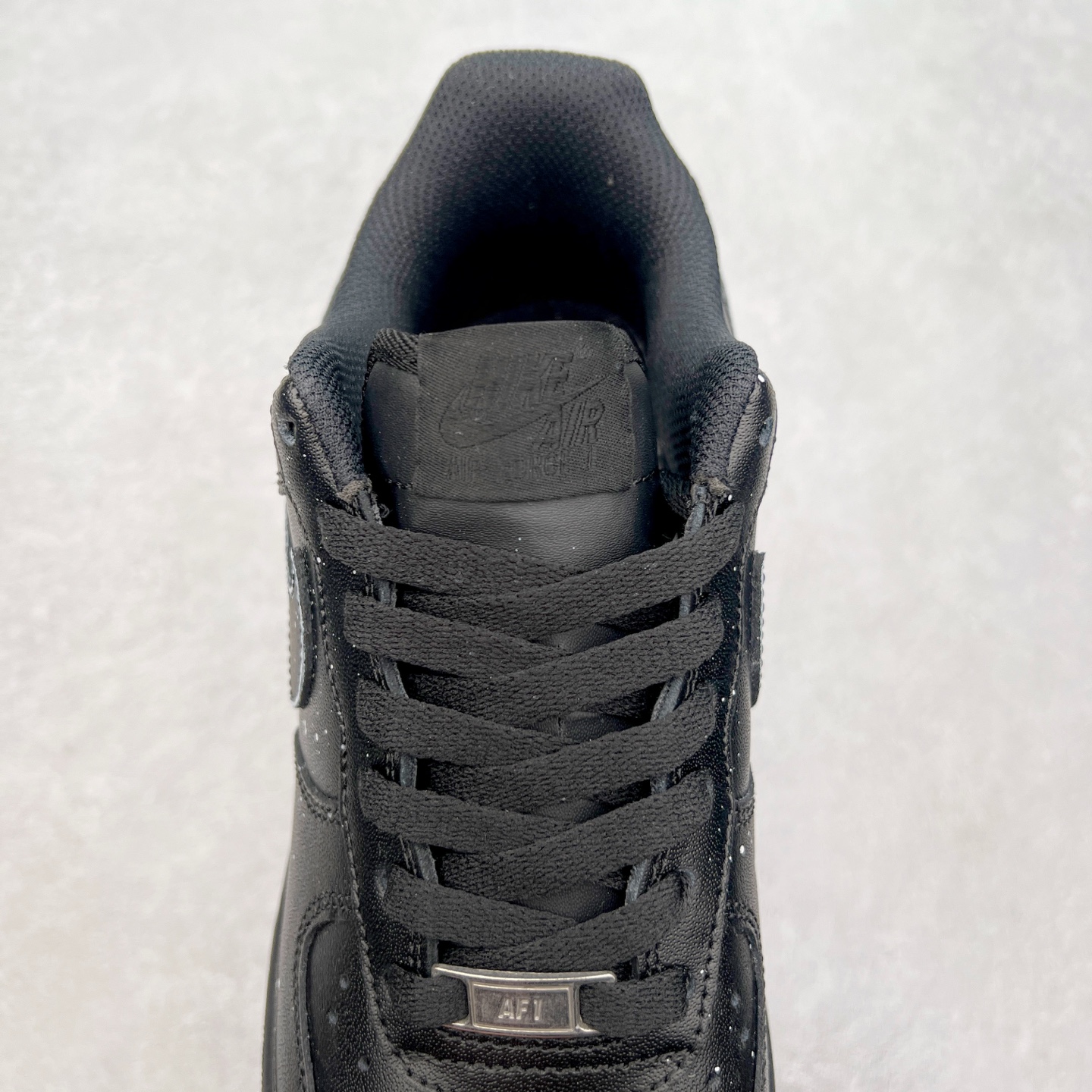 图片[5]-NK Air Force 1´07 Low 空军一号低帮百搭休闲运动板鞋 CK0316-059 柔软、弹性十足的缓震性能和出色的中底设计 横跨复古与现代的外型结合 造就出风靡全球 三十多年的Force 1 直到今天还深受青睐 尺码：36 36.5 37.5 38 38.5 39 40 40.5 41 42 42.5 43 44 44.5 45-选品中心