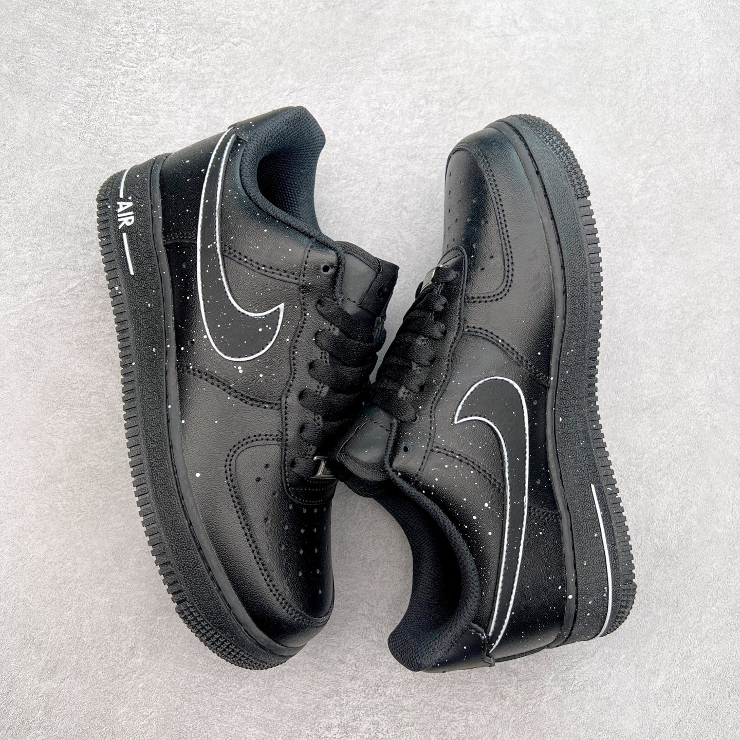 图片[3]-NK Air Force 1´07 Low 空军一号低帮百搭休闲运动板鞋 CK0316-059 柔软、弹性十足的缓震性能和出色的中底设计 横跨复古与现代的外型结合 造就出风靡全球 三十多年的Force 1 直到今天还深受青睐 尺码：36 36.5 37.5 38 38.5 39 40 40.5 41 42 42.5 43 44 44.5 45-选品中心