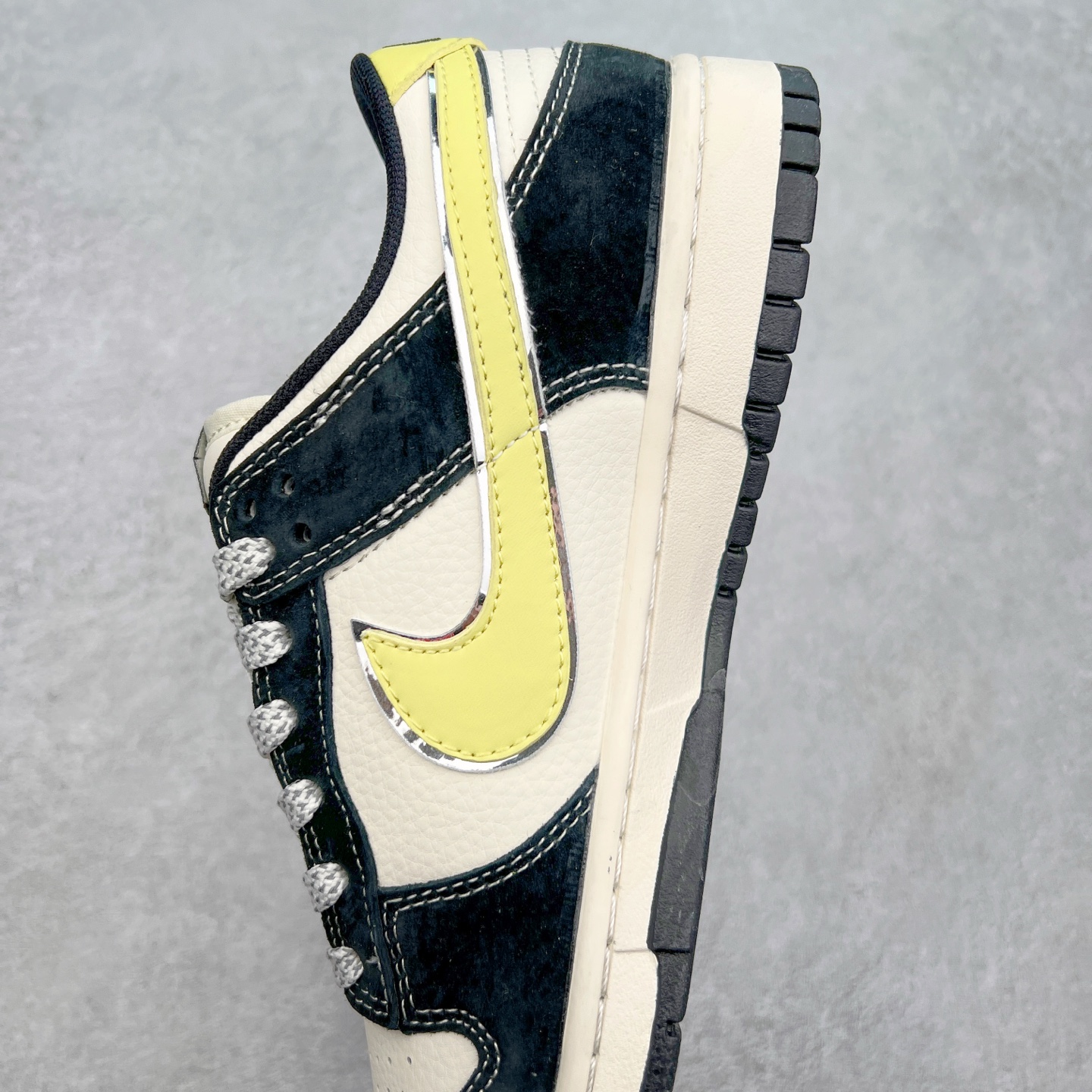 图片[7]-NK Dunk Low 定制配色XX3168-113 大厂出品 极力推荐 原装头层材料 独家版型蒸餾加工帶來的是更好的视觉和脚感体验大厂纯原品质出货 清洁度 电绣工艺 皮料切割干净无任何毛边 细节完美 尺码：36 36.5 37.5 38 38.5 39 40 40.5 41 42 42.5 43 44 44.5 45-选品中心