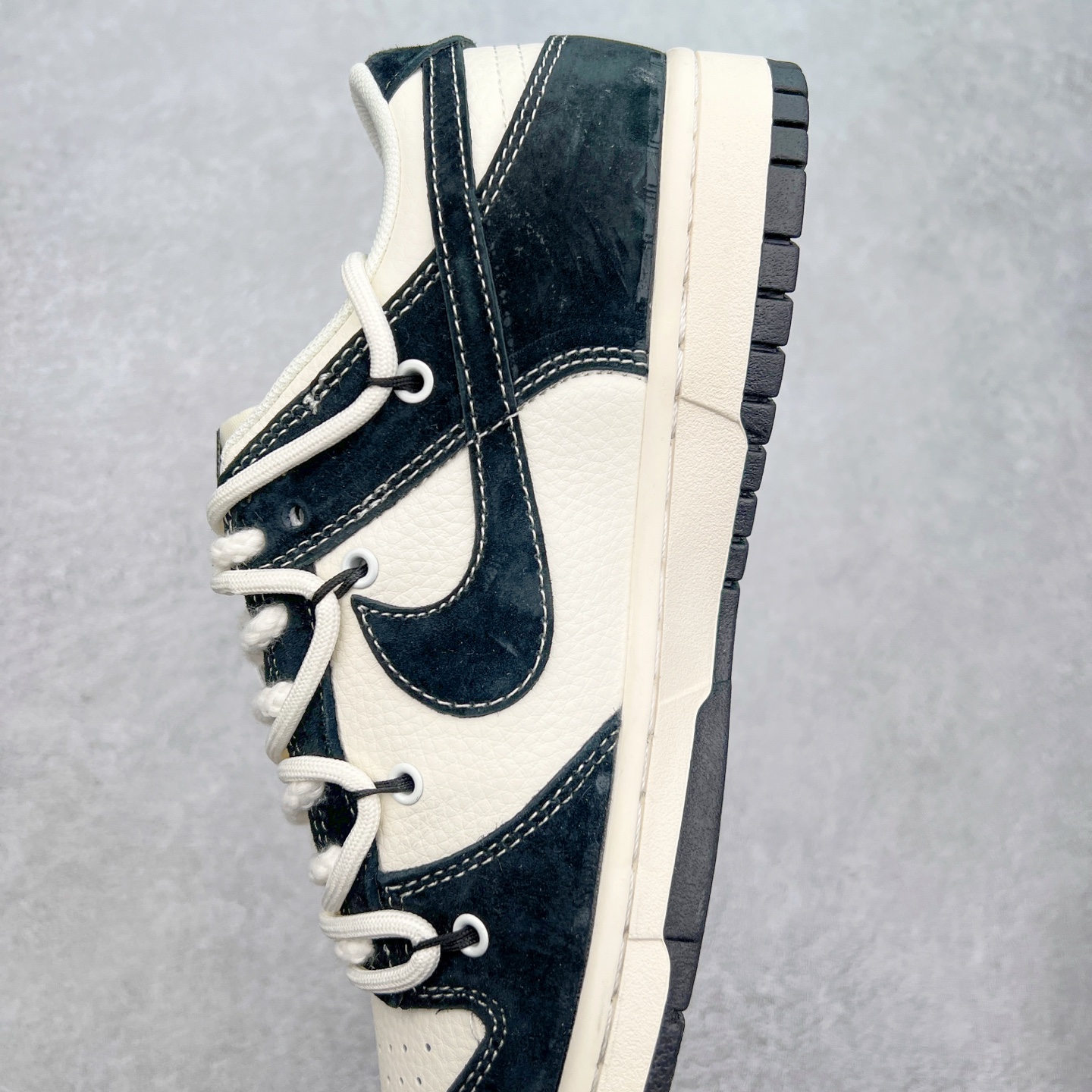 图片[7]-NK Dunk Low 定制配色 YX5066-256 大厂出品 极力推荐 原装头层材料 独家版型蒸餾加工帶來的是更好的视觉和脚感体验大厂纯原品质出货 清洁度 电绣工艺 皮料切割干净无任何毛边 细节完美 尺码：36 36.5 37.5 38 38.5 39 40 40.5 41 42 42.5 43 44 44.5 45-选品中心