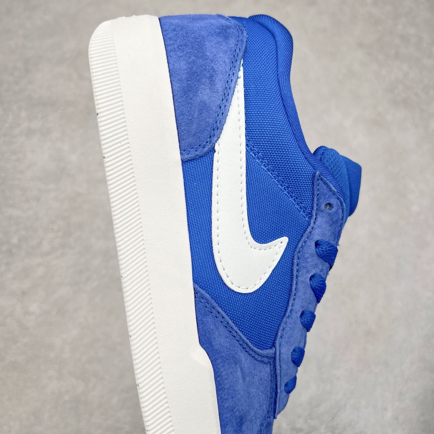 图片[6]-＃福利特价 NK SB Force 58 空军58系列低帮休闲运动滑板板鞋 鞋面由帆布和麂皮拼接 层次感丰富 搭配硫化外底 耐磨耐穿 鞋舌及中底后跟处饰有SB Logo 表明鞋款身份 采用包边设计 经久耐穿 硫化结构则有效提升灵活性 穿上这款全新推出的创意力作 助你耀动街头 尺码：36 36.5 37.5 38 38.5 39 40 40.5 41 42 42.5 43 44 45-选品中心