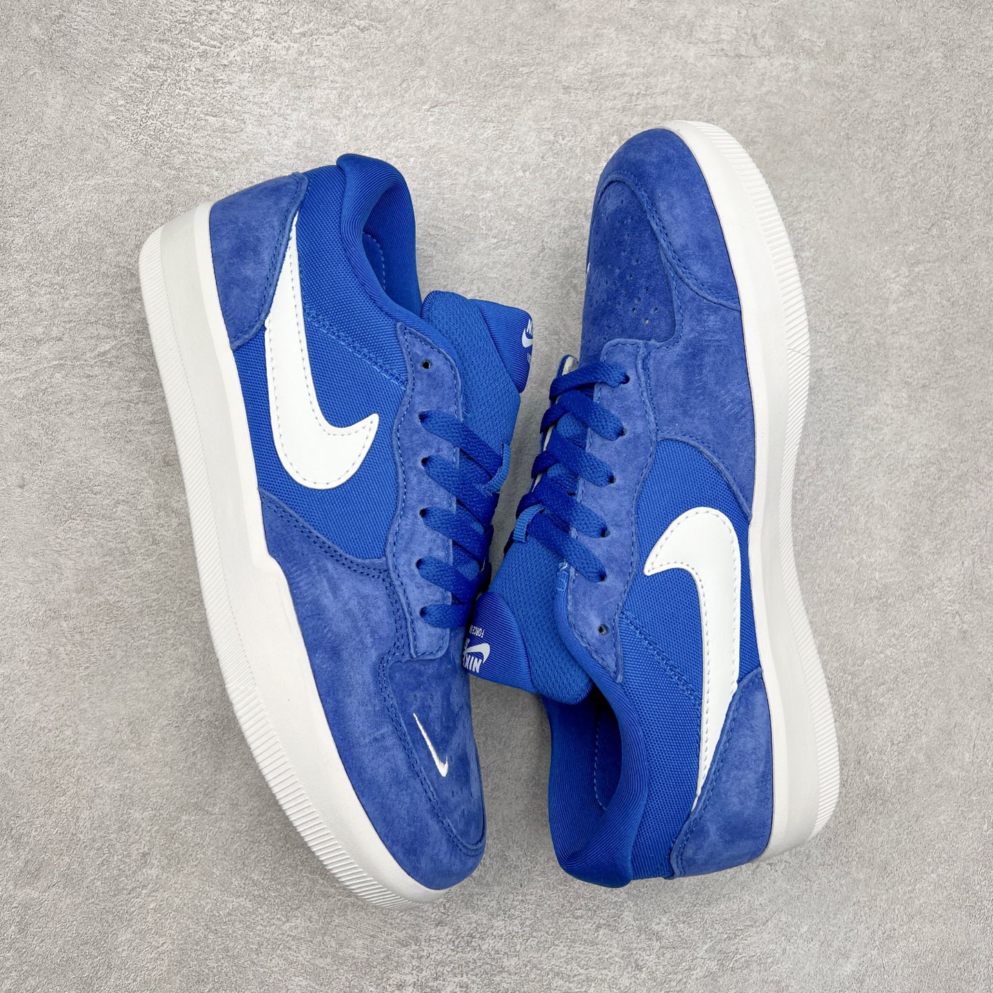 图片[3]-＃福利特价 NK SB Force 58 空军58系列低帮休闲运动滑板板鞋 鞋面由帆布和麂皮拼接 层次感丰富 搭配硫化外底 耐磨耐穿 鞋舌及中底后跟处饰有SB Logo 表明鞋款身份 采用包边设计 经久耐穿 硫化结构则有效提升灵活性 穿上这款全新推出的创意力作 助你耀动街头 尺码：36 36.5 37.5 38 38.5 39 40 40.5 41 42 42.5 43 44 45-选品中心