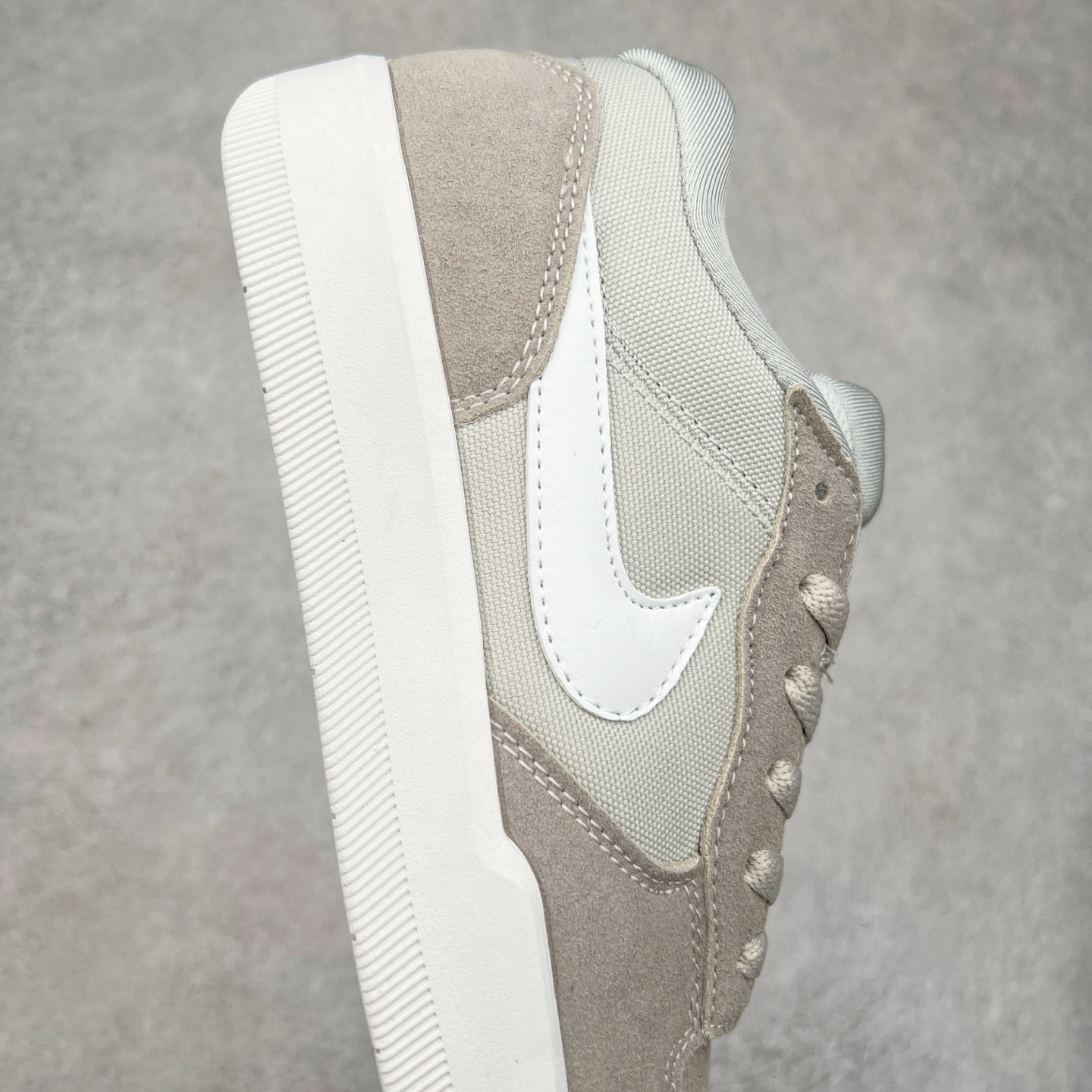 图片[6]-＃福利特价 NK SB Force 58 空军58系列低帮休闲运动滑板板鞋 鞋面由帆布和麂皮拼接 层次感丰富 搭配硫化外底 耐磨耐穿 鞋舌及中底后跟处饰有SB Logo 表明鞋款身份 采用包边设计 经久耐穿 硫化结构则有效提升灵活性 穿上这款全新推出的创意力作 助你耀动街头 尺码：36 36.5 37.5 38 38.5 39 40 40.5 41 42 42.5 43 44 45-选品中心