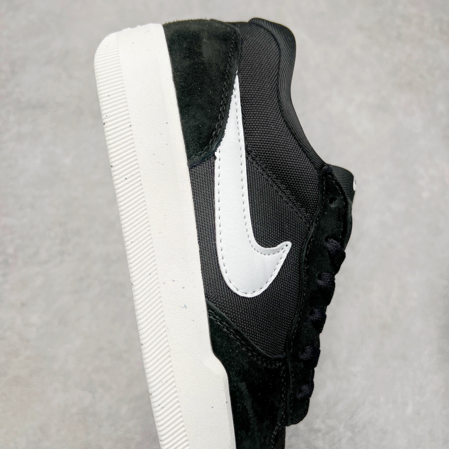 图片[6]-＃福利特价 NK SB Force 58 空军58系列低帮休闲运动滑板板鞋 鞋面由帆布和麂皮拼接 层次感丰富 搭配硫化外底 耐磨耐穿 鞋舌及中底后跟处饰有SB Logo 表明鞋款身份 采用包边设计 经久耐穿 硫化结构则有效提升灵活性 穿上这款全新推出的创意力作 助你耀动街头 尺码：36 36.5 37.5 38 38.5 39 40 40.5 41 42 42.5 43 44 45-选品中心