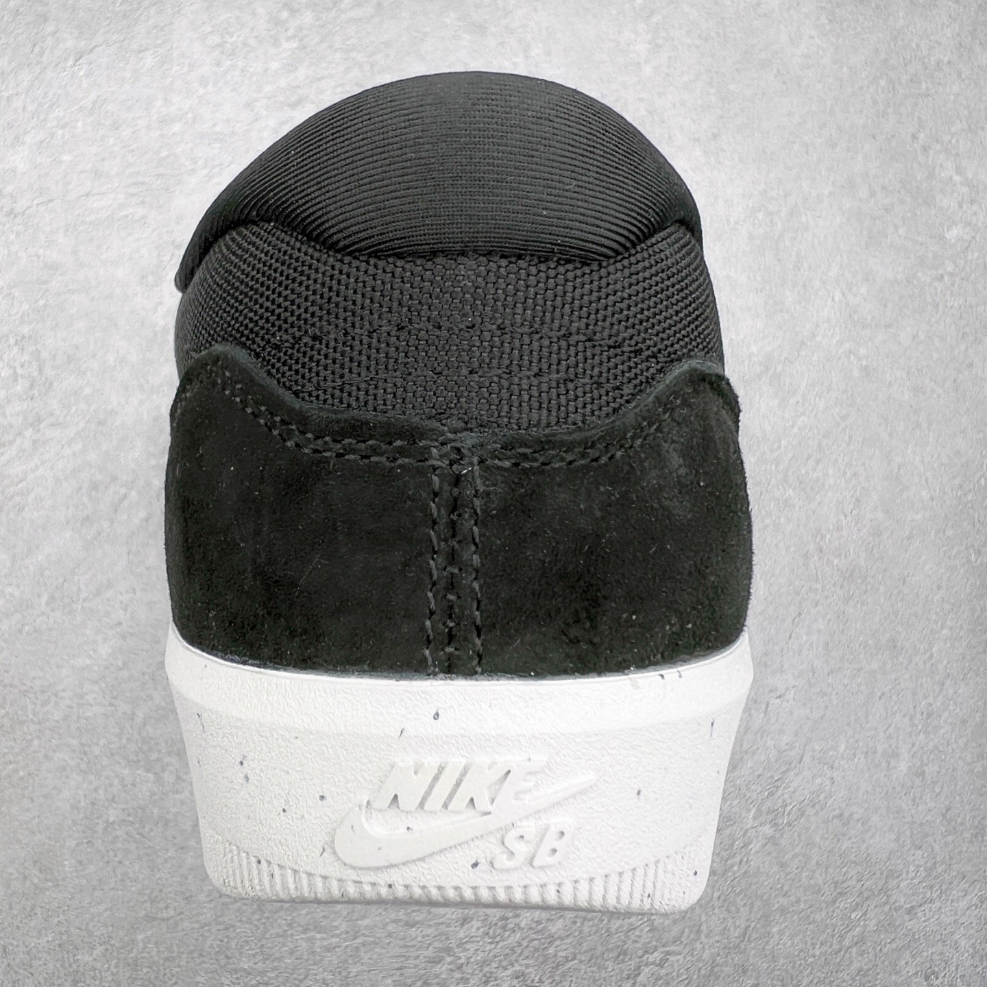 图片[8]-＃福利特价 NK SB Force 58 空军58系列低帮休闲运动滑板板鞋 鞋面由帆布和麂皮拼接 层次感丰富 搭配硫化外底 耐磨耐穿 鞋舌及中底后跟处饰有SB Logo 表明鞋款身份 采用包边设计 经久耐穿 硫化结构则有效提升灵活性 穿上这款全新推出的创意力作 助你耀动街头 尺码：36 36.5 37.5 38 38.5 39 40 40.5 41 42 42.5 43 44 45-选品中心