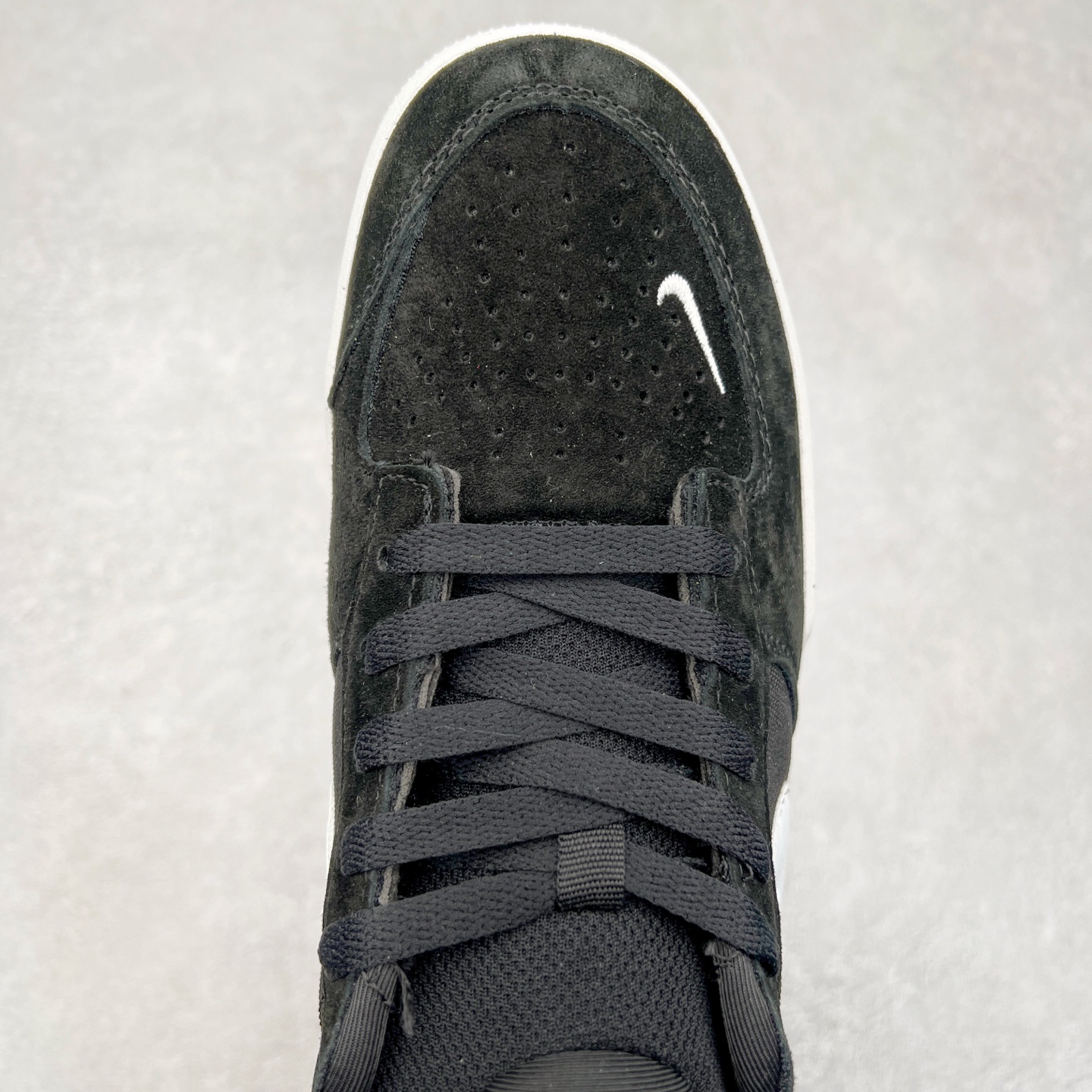 图片[4]-＃福利特价 NK SB Force 58 空军58系列低帮休闲运动滑板板鞋 鞋面由帆布和麂皮拼接 层次感丰富 搭配硫化外底 耐磨耐穿 鞋舌及中底后跟处饰有SB Logo 表明鞋款身份 采用包边设计 经久耐穿 硫化结构则有效提升灵活性 穿上这款全新推出的创意力作 助你耀动街头 尺码：36 36.5 37.5 38 38.5 39 40 40.5 41 42 42.5 43 44 45-选品中心