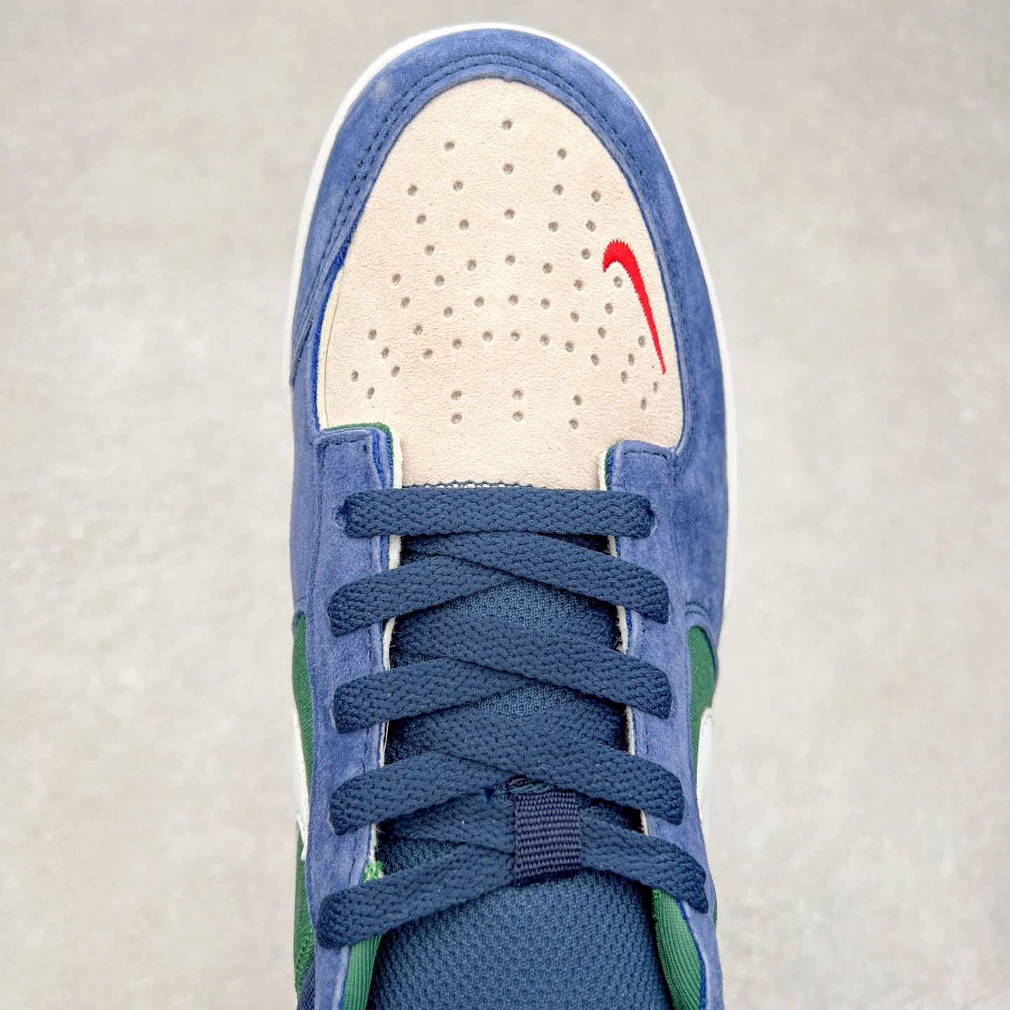 图片[4]-＃福利特价 NK SB Force 58 空军58系列低帮休闲运动滑板板鞋 鞋面由帆布和麂皮拼接 层次感丰富 搭配硫化外底 耐磨耐穿 鞋舌及中底后跟处饰有SB Logo 表明鞋款身份 采用包边设计 经久耐穿 硫化结构则有效提升灵活性 穿上这款全新推出的创意力作 助你耀动街头 尺码：36 36.5 37.5 38 38.5 39 40 40.5 41 42 42.5 43 44 45-选品中心