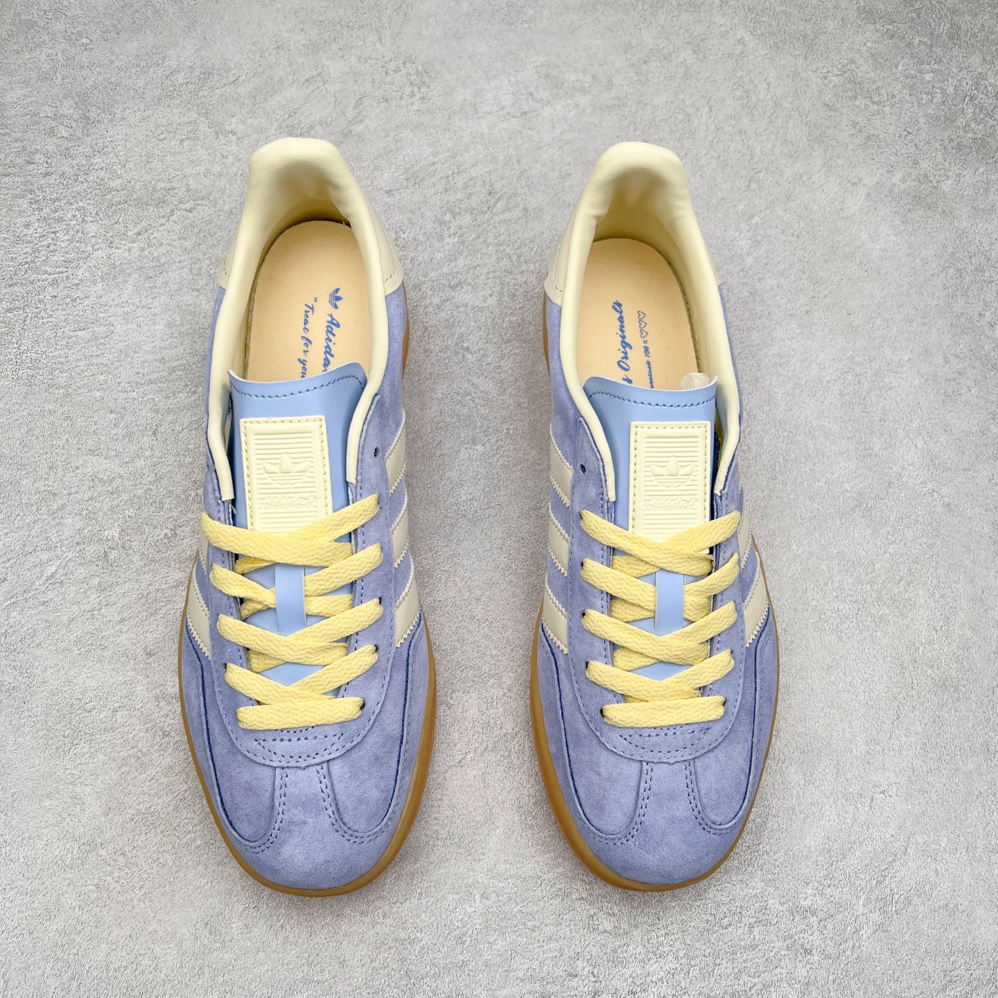 图片[2]-AD Gazelle Indoor Trainers 羚羊内训系列低帮复古百搭休闲运动德训风板鞋 JR8029 90年代经典的复刻版！自60年代以足球训练鞋面世以来,Gazelle就以其经典设计席卷全球。1991年版本的复刻,再造经典Gazelle。采用皮革打造,搭配浊色细节,让这款经典更加简约。尺码：36 36⅔ 37⅓ 38 38⅔ 39⅓ 40 40⅔ 41⅓ 42 42⅔ 43⅓ 44 45-选品中心