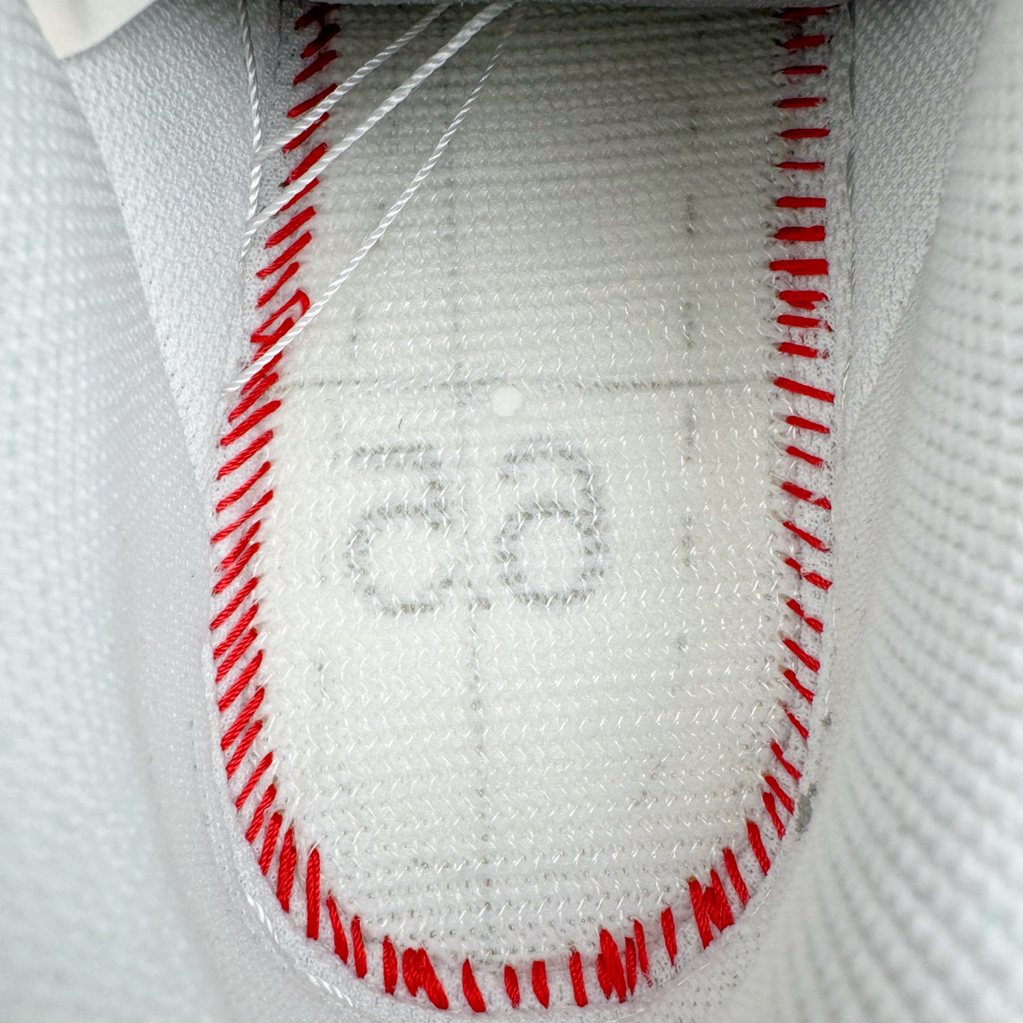 图片[10]-＃奥莱Zp订单福利 NK Air Force 1´07 Low 空军一号低帮百搭休闲运动板鞋 纯白 CW2288-111 独家渠道 市面未流通批次 奥莱直播间499 599一样的东西 碾压市面现存所有版本 公司一样的东西 超值回馈 帮你省钱 支持各种鉴定 柔软、弹性十足的缓震性能和出色的中底设计 横跨复古与现代的外型结合 造就出风靡全球三十多年的Force 1 直到今天还深受青睐 尺码：36 36.5 37.5 38 38.5 39 40 40.5 41 42 42.5 43 44 44.5 45 46-选品中心