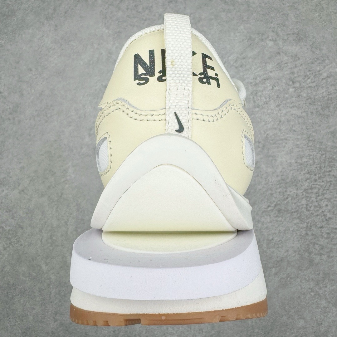 图片[8]-＃XP纯原福利 Sacai x NK VaporWaffle 联名款华夫3.0潮流休闲增高运动鞋 全套原楦原纸版原鞋开模 全网最具灵魂的版型 皮料卡色质感均保持原鞋一致 原装油墨Logo手工描漆 原装大底米色部分外尖内方 大底开口上翘弧度 后跟开口弧度高度原鞋一致 全鞋电脑针车 原厂鞋舌织唛标 原盒原配 中文合格证质保卡 客订外包保护盒 尺码对应库存明细‼️-选品中心