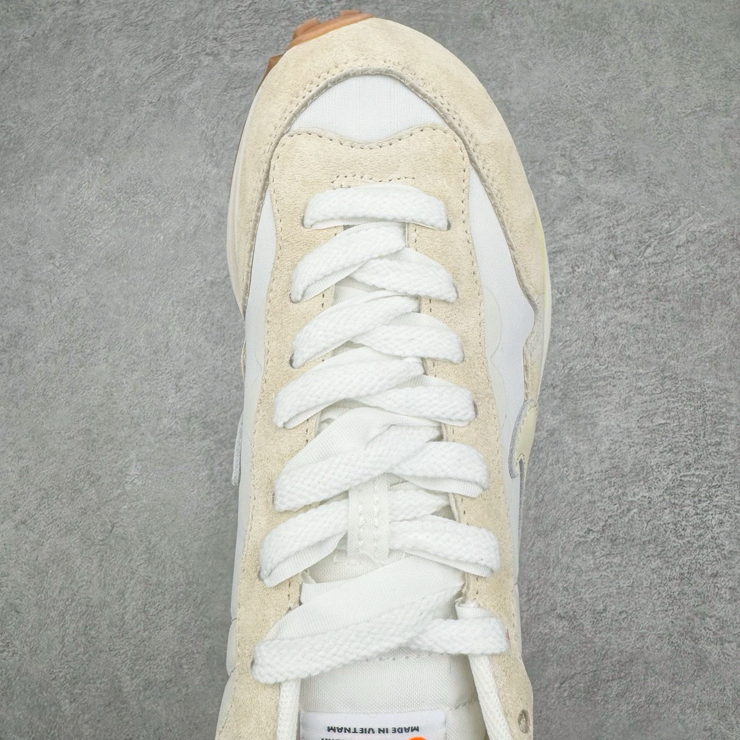 图片[4]-＃XP纯原福利 Sacai x NK VaporWaffle 联名款华夫3.0潮流休闲增高运动鞋 全套原楦原纸版原鞋开模 全网最具灵魂的版型 皮料卡色质感均保持原鞋一致 原装油墨Logo手工描漆 原装大底米色部分外尖内方 大底开口上翘弧度 后跟开口弧度高度原鞋一致 全鞋电脑针车 原厂鞋舌织唛标 原盒原配 中文合格证质保卡 客订外包保护盒 尺码对应库存明细‼️-选品中心