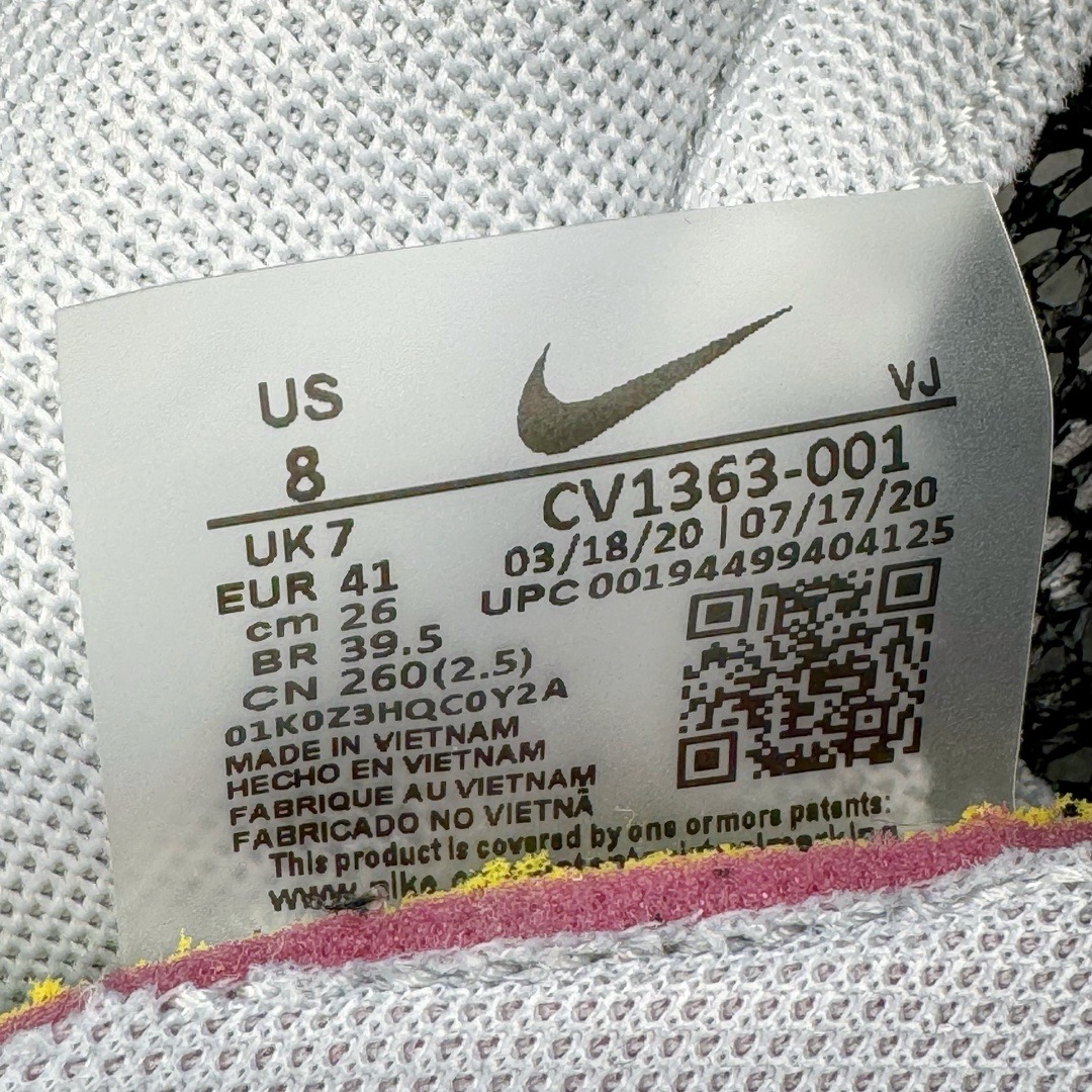 图片[9]-＃XP纯原福利 Sacai x NK VaporWaffle 联名款华夫3.0潮流休闲增高运动鞋 全套原楦原纸版原鞋开模 全网最具灵魂的版型 皮料卡色质感均保持原鞋一致 原装油墨Logo手工描漆 原装大底米色部分外尖内方 大底开口上翘弧度 后跟开口弧度高度原鞋一致 全鞋电脑针车 原厂鞋舌织唛标 原盒原配 中文合格证质保卡 客订外包保护盒 尺码对应库存明细‼️-选品中心