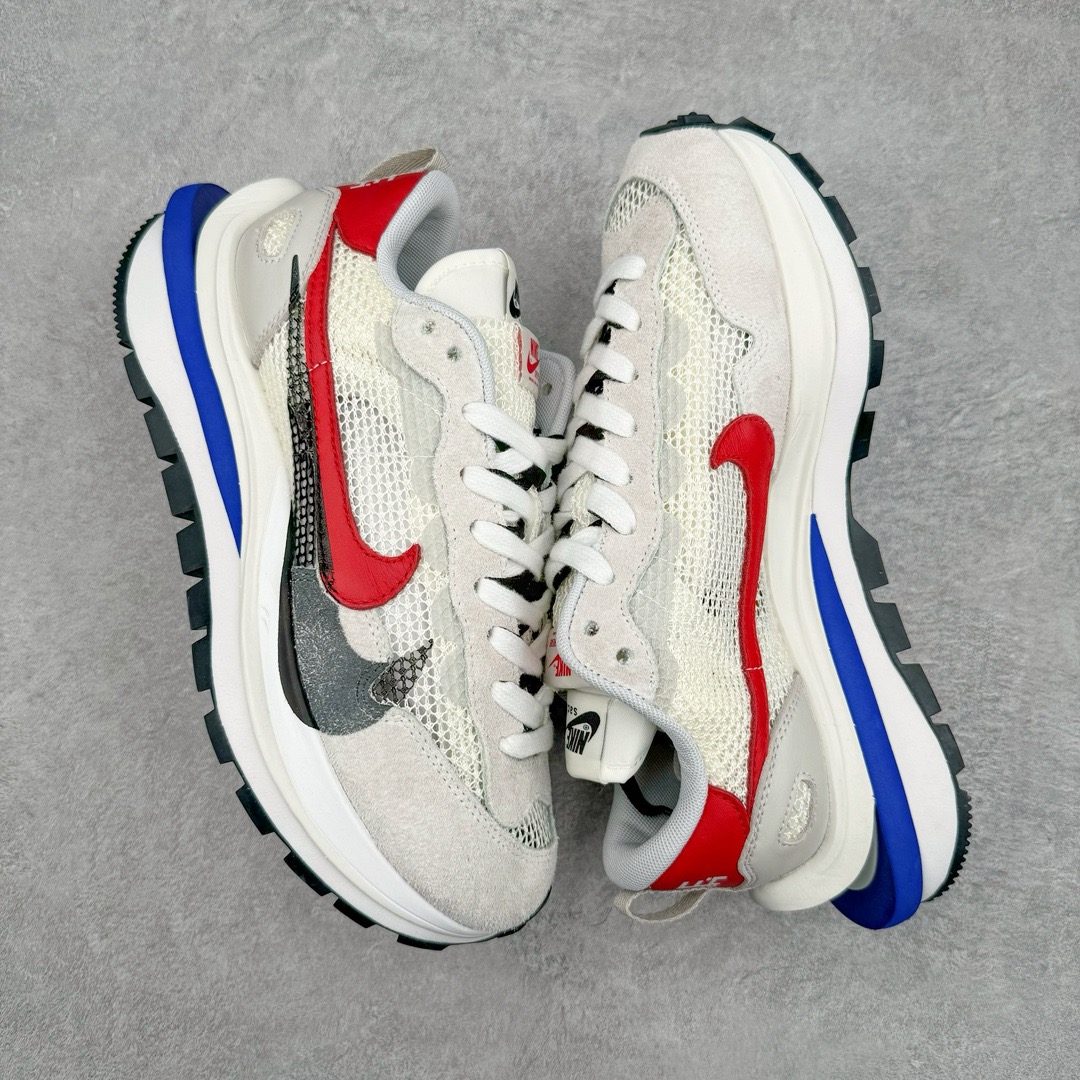 图片[3]-＃XP纯原福利 Sacai x NK VaporWaffle 联名款华夫3.0潮流休闲增高运动鞋 全套原楦原纸版原鞋开模 全网最具灵魂的版型 皮料卡色质感均保持原鞋一致 原装油墨Logo手工描漆 原装大底米色部分外尖内方 大底开口上翘弧度 后跟开口弧度高度原鞋一致 全鞋电脑针车 原厂鞋舌织唛标 原盒原配 中文合格证质保卡 客订外包保护盒 尺码对应库存明细‼️-选品中心