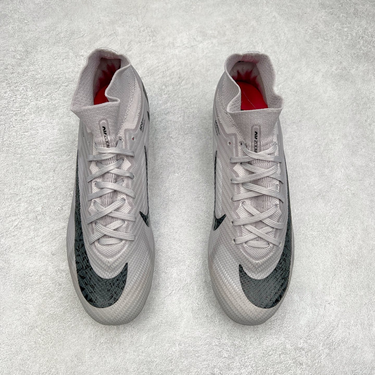 图片[2]-NK Mercurial Vapor Elite 刺客系列实战足球鞋 原代工厂出品 全进口机台生产设备 百分百采用优质原材料 严格按照工艺流程生产 确保每一双鞋都符合原厂标准 确保与原版无二 打造最纯粹的实战体验 高端的东西 品质全在细节里 全网品质最强足球鞋 没有之一（支持高强度实战）尺码：35 36 36.5 37.5 38 38.5 39 40 40.5 41 42 42.5 43 44 44.5 45-选品中心