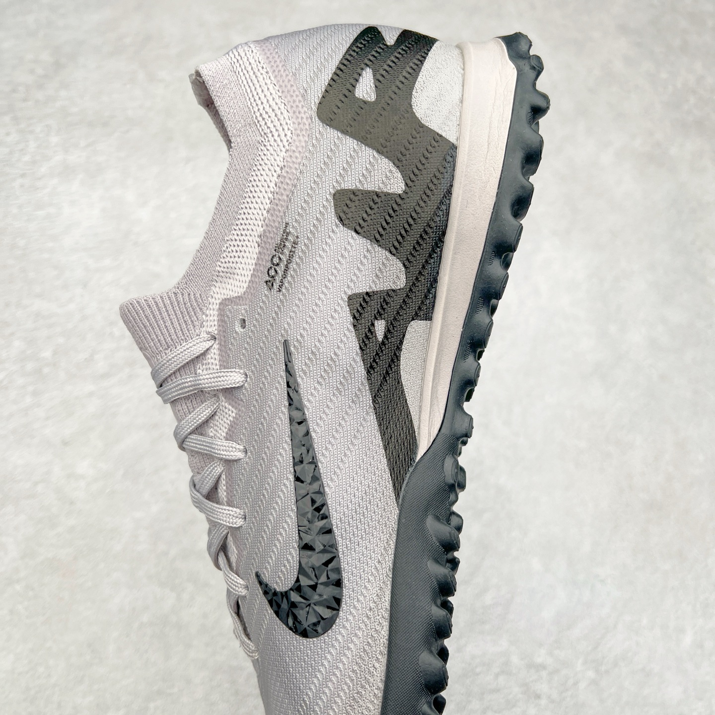 图片[7]-NK Mercurial Vapor Elite 刺客系列实战足球鞋 原代工厂出品 全进口机台生产设备 百分百采用优质原材料 严格按照工艺流程生产 确保每一双鞋都符合原厂标准 确保与原版无二 打造最纯粹的实战体验 高端的东西 品质全在细节里 全网品质最强足球鞋 没有之一（支持高强度实战）尺码：35 36 36.5 37.5 38 38.5 39 40 40.5 41 42 42.5 43 44 44.5 45-选品中心