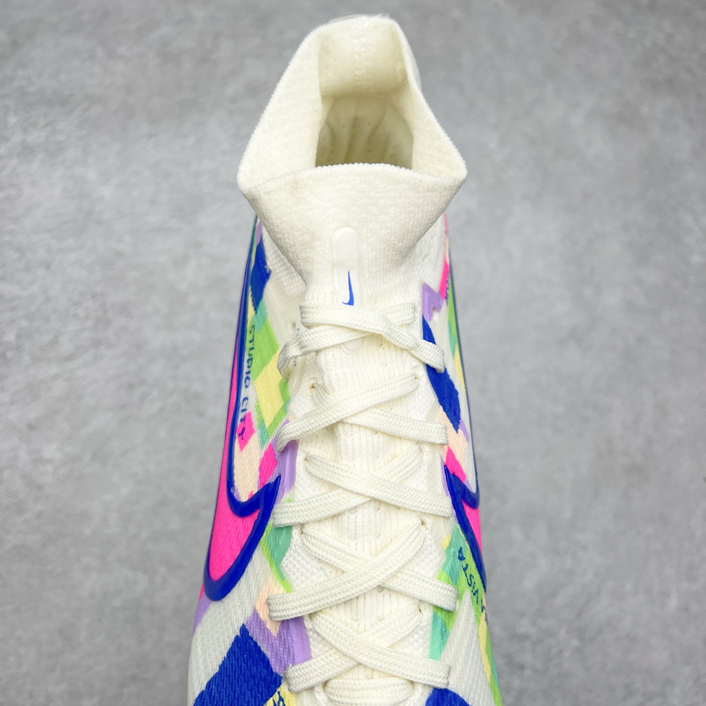 图片[5]-NK Mercurial Vapor Elite 刺客系列实战足球鞋 原代工厂出品 全进口机台生产设备 百分百采用优质原材料 严格按照工艺流程生产 确保每一双鞋都符合原厂标准 确保与原版无二 打造最纯粹的实战体验 高端的东西 品质全在细节里 全网品质最强足球鞋 没有之一（支持高强度实战）尺码：35 36 36.5 37.5 38 38.5 39 40 40.5 41 42 42.5 43 44 44.5 45-选品中心