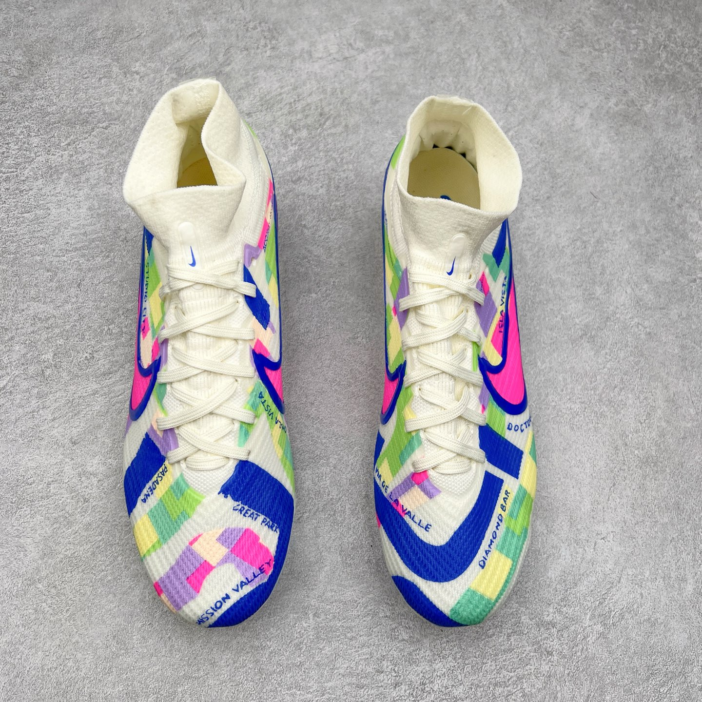 图片[2]-NK Mercurial Vapor Elite 刺客系列实战足球鞋 原代工厂出品 全进口机台生产设备 百分百采用优质原材料 严格按照工艺流程生产 确保每一双鞋都符合原厂标准 确保与原版无二 打造最纯粹的实战体验 高端的东西 品质全在细节里 全网品质最强足球鞋 没有之一（支持高强度实战）尺码：35 36 36.5 37.5 38 38.5 39 40 40.5 41 42 42.5 43 44 44.5 45-选品中心