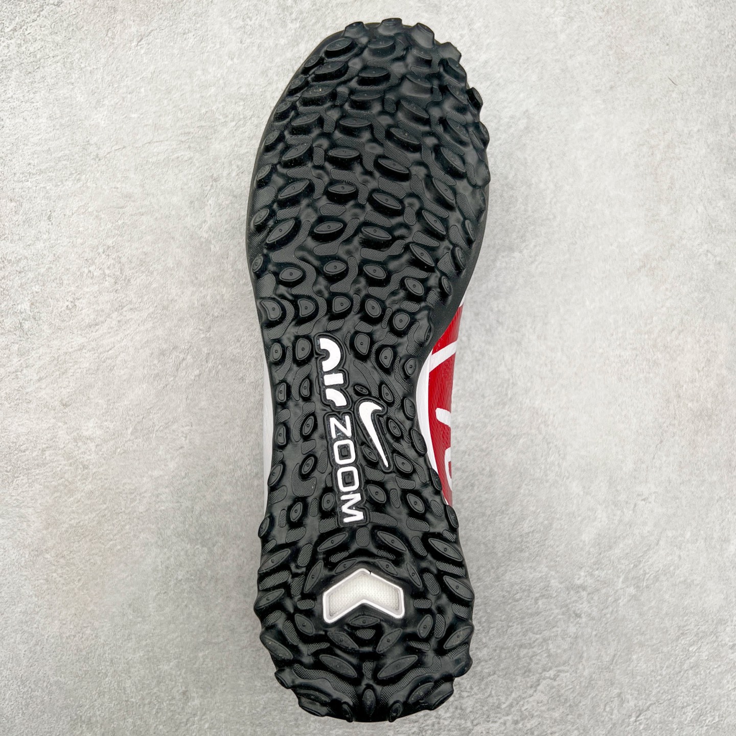 图片[9]-NK Mercurial Vapor Elite 刺客系列实战足球鞋 原代工厂出品 全进口机台生产设备 百分百采用优质原材料 严格按照工艺流程生产 确保每一双鞋都符合原厂标准 确保与原版无二 打造最纯粹的实战体验 高端的东西 品质全在细节里 全网品质最强足球鞋 没有之一（支持高强度实战）尺码：35 36 36.5 37.5 38 38.5 39 40 40.5 41 42 42.5 43 44 44.5 45-选品中心