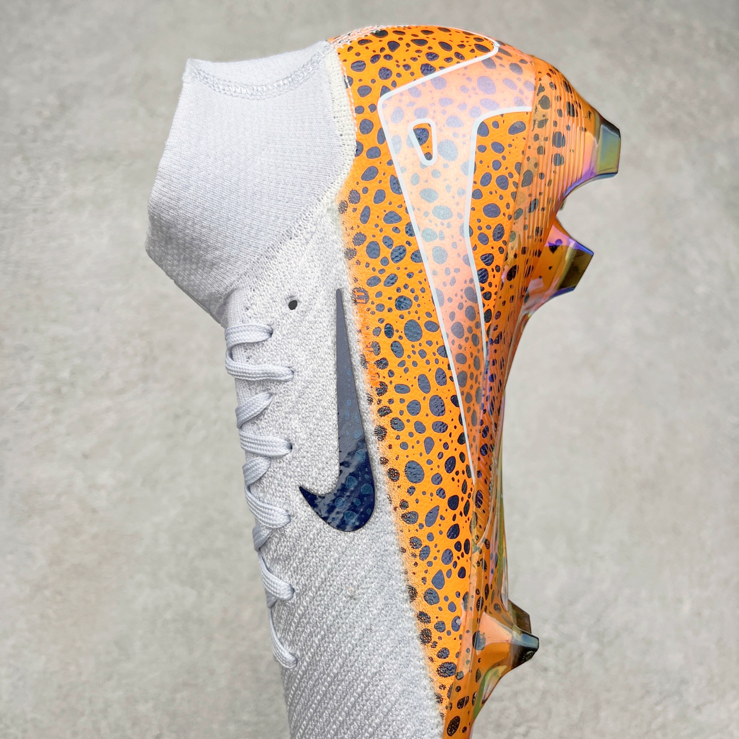 图片[7]-NK Mercurial Vapor Elite 刺客系列实战足球鞋 原代工厂出品 全进口机台生产设备 百分百采用优质原材料 严格按照工艺流程生产 确保每一双鞋都符合原厂标准 确保与原版无二 打造最纯粹的实战体验 高端的东西 品质全在细节里 全网品质最强足球鞋 没有之一（支持高强度实战）尺码：35 36 36.5 37.5 38 38.5 39 40 40.5 41 42 42.5 43 44 44.5 45-选品中心