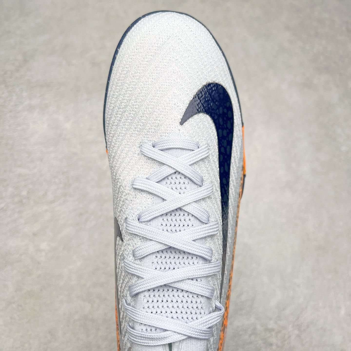 图片[4]-NK Mercurial Vapor Elite 刺客系列实战足球鞋 原代工厂出品 全进口机台生产设备 百分百采用优质原材料 严格按照工艺流程生产 确保每一双鞋都符合原厂标准 确保与原版无二 打造最纯粹的实战体验 高端的东西 品质全在细节里 全网品质最强足球鞋 没有之一（支持高强度实战）尺码：35 36 36.5 37.5 38 38.5 39 40 40.5 41 42 42.5 43 44 44.5 45-选品中心