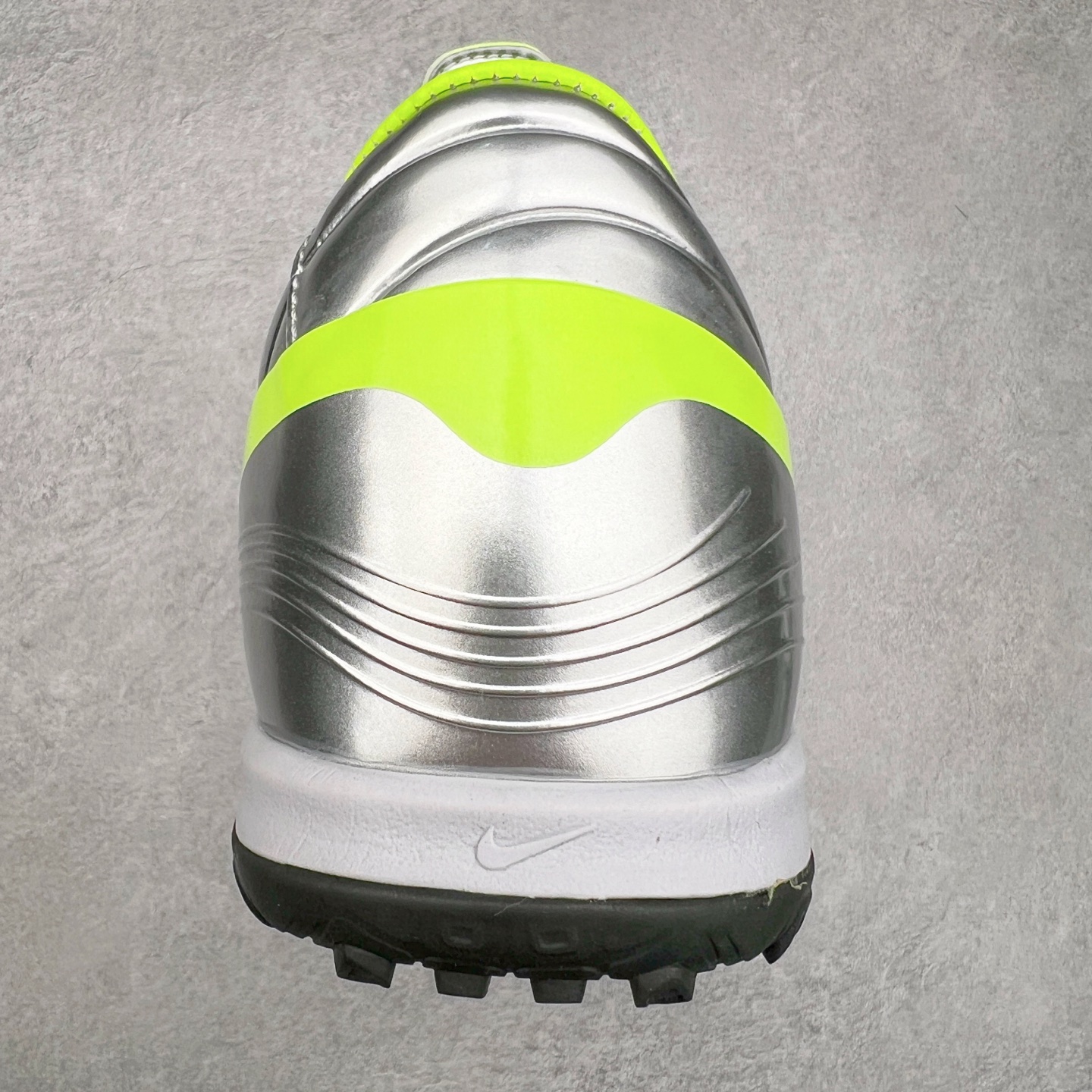 图片[8]-NK Mercurial Vapor Elite 刺客系列实战足球鞋 原代工厂出品 全进口机台生产设备 百分百采用优质原材料 严格按照工艺流程生产 确保每一双鞋都符合原厂标准 确保与原版无二 打造最纯粹的实战体验 高端的东西 品质全在细节里 全网品质最强足球鞋 没有之一（支持高强度实战）尺码：35 36 36.5 37.5 38 38.5 39 40 40.5 41 42 42.5 43 44 44.5 45-选品中心