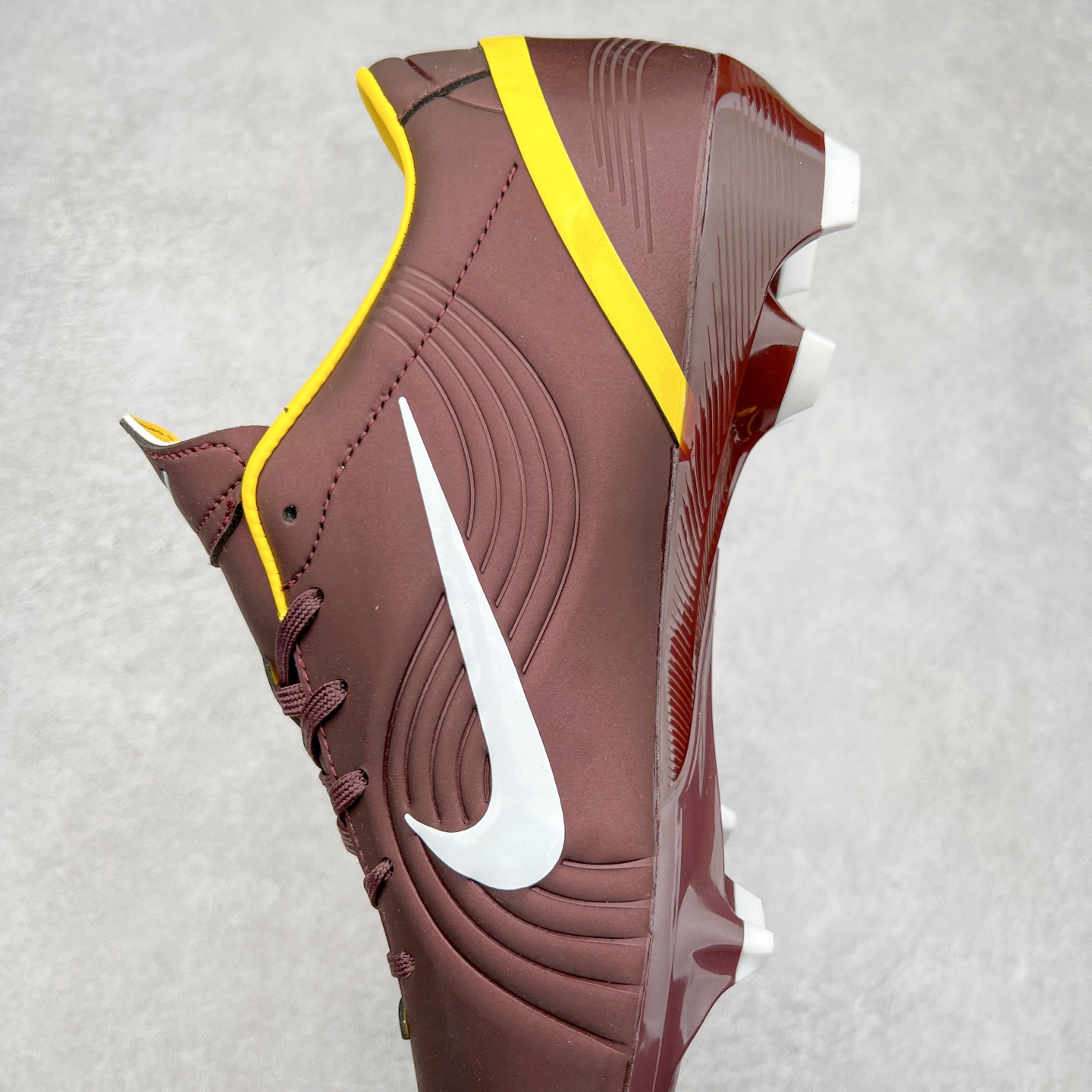 图片[7]-NK Mercurial Vapor Elite 刺客系列实战足球鞋 原代工厂出品 全进口机台生产设备 百分百采用优质原材料 严格按照工艺流程生产 确保每一双鞋都符合原厂标准 确保与原版无二 打造最纯粹的实战体验 高端的东西 品质全在细节里 全网品质最强足球鞋 没有之一（支持高强度实战）尺码：35 36 36.5 37.5 38 38.5 39 40 40.5 41 42 42.5 43 44 44.5 45-选品中心