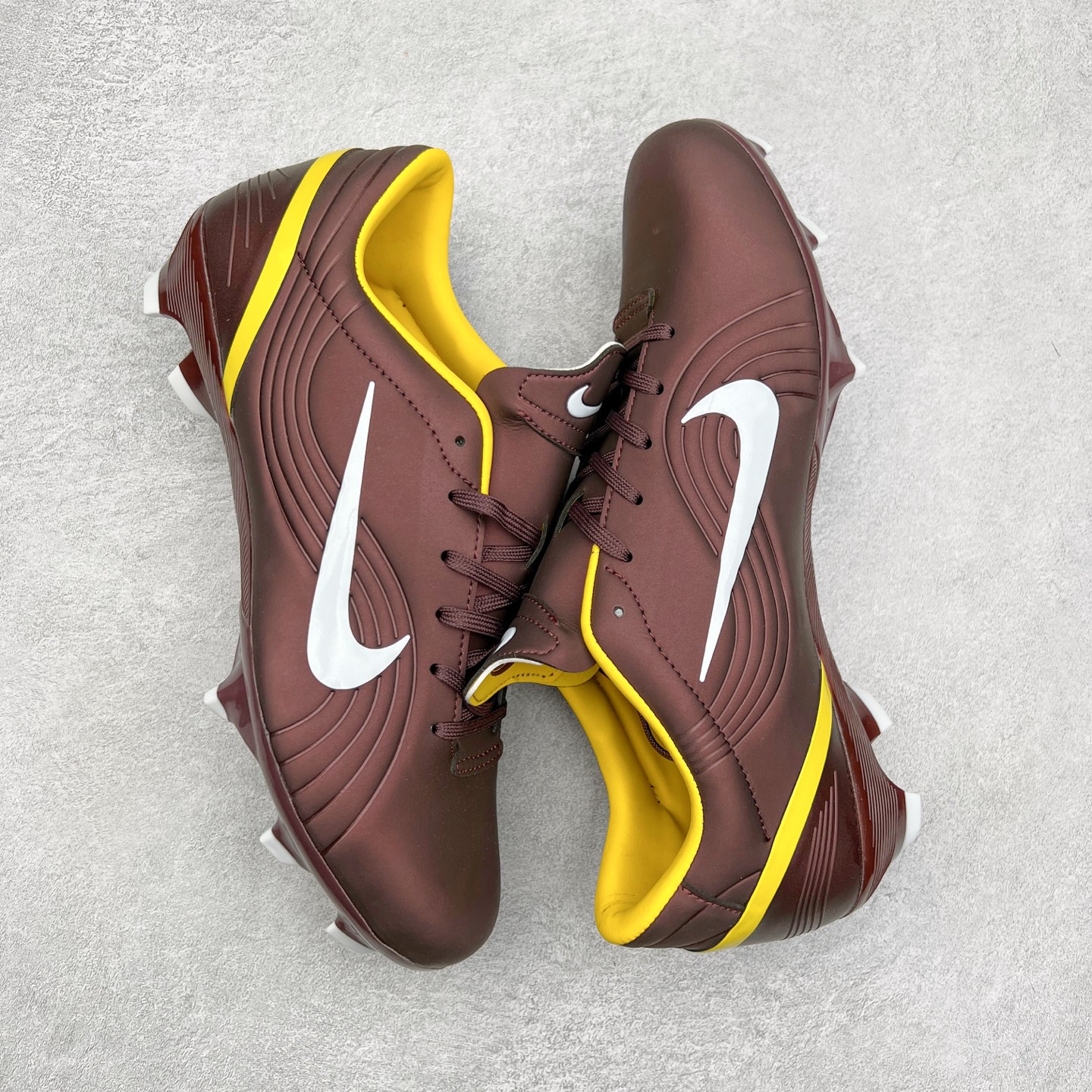 图片[3]-NK Mercurial Vapor Elite 刺客系列实战足球鞋 原代工厂出品 全进口机台生产设备 百分百采用优质原材料 严格按照工艺流程生产 确保每一双鞋都符合原厂标准 确保与原版无二 打造最纯粹的实战体验 高端的东西 品质全在细节里 全网品质最强足球鞋 没有之一（支持高强度实战）尺码：35 36 36.5 37.5 38 38.5 39 40 40.5 41 42 42.5 43 44 44.5 45-选品中心