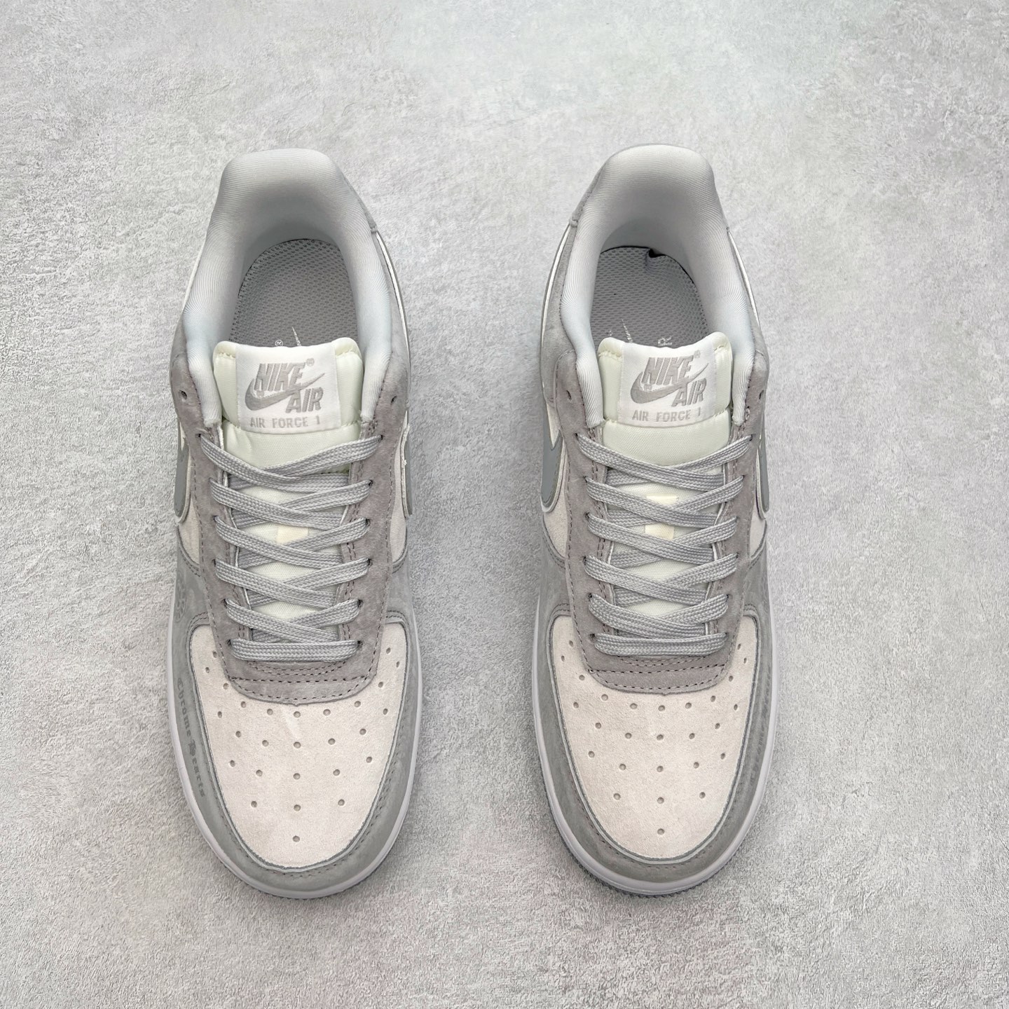 图片[2]-NK Air Force 1´07 Low 空军一号低帮百搭休闲运动板鞋 FZ0188-032 柔软、弹性十足的缓震性能和出色的中底设计 横跨复古与现代的外型结合 造就出风靡全球 三十多年的Force 1 直到今天还深受青睐 尺码：36 36.5 37.5 38 38.5 39 40 40.5 41 42 42.5 43 44 44.5 45-选品中心