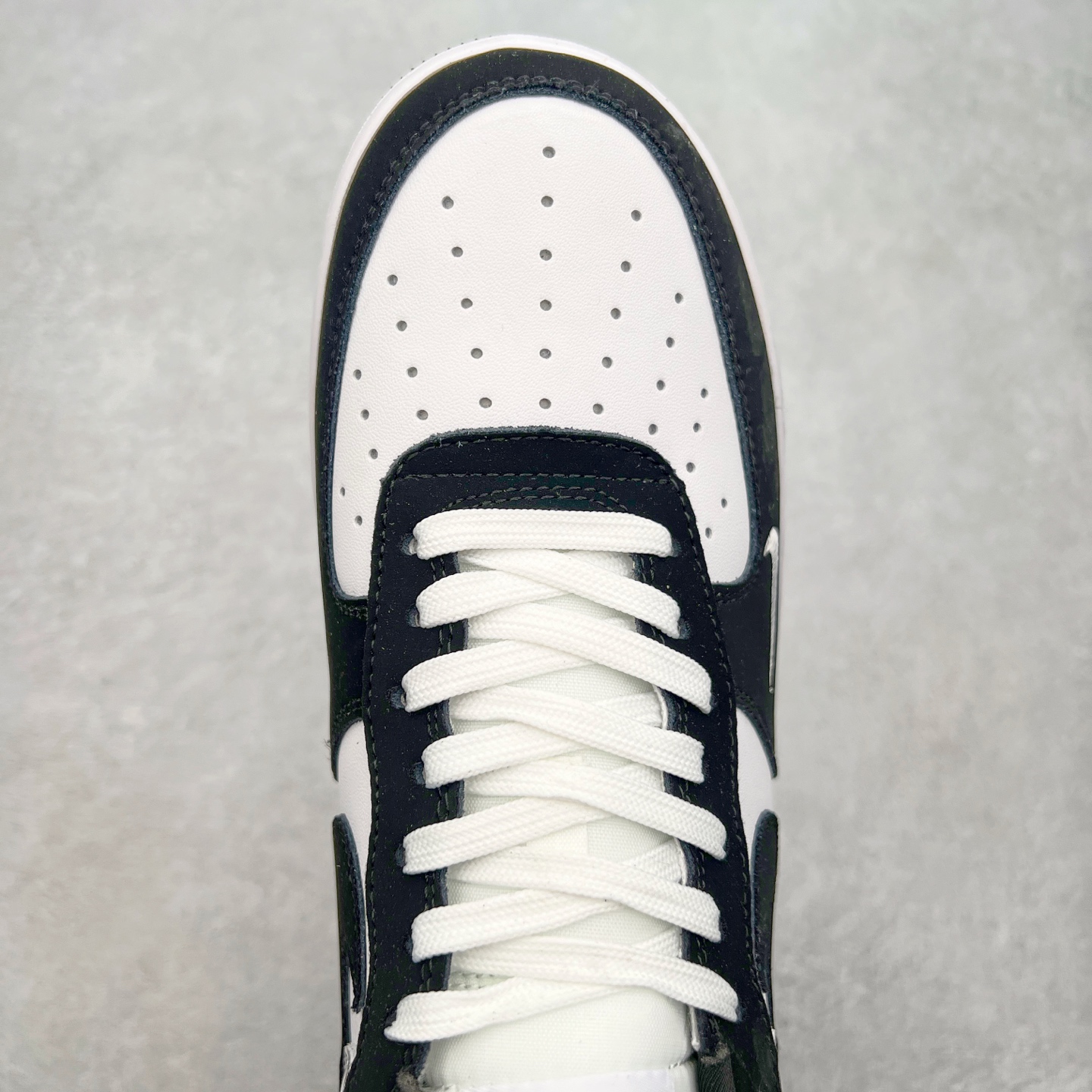 图片[4]-NK Air Force 1´07 Low 空军一号低帮百搭休闲运动板鞋 DF0188-029 柔软、弹性十足的缓震性能和出色的中底设计 横跨复古与现代的外型结合 造就出风靡全球 三十多年的Force 1 直到今天还深受青睐 尺码：36 36.5 37.5 38 38.5 39 40 40.5 41 42 42.5 43 44 44.5 45-选品中心