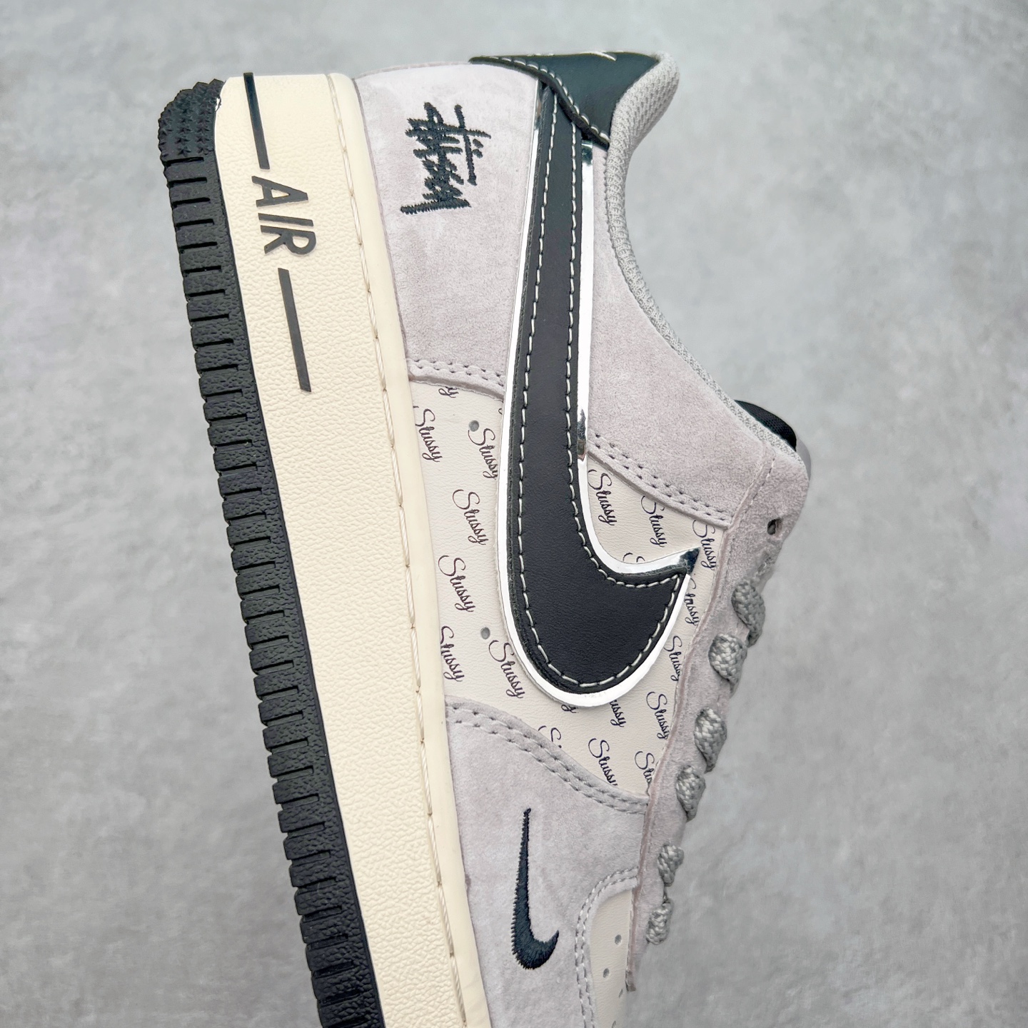 图片[6]-NK Air Force 1´07 Low 空军一号低帮百搭休闲运动板鞋 XZ6188-912 柔软、弹性十足的缓震性能和出色的中底设计 横跨复古与现代的外型结合 造就出风靡全球 三十多年的Force 1 直到今天还深受青睐 尺码：36 36.5 37.5 38 38.5 39 40 40.5 41 42 42.5 43 44 44.5 45-选品中心